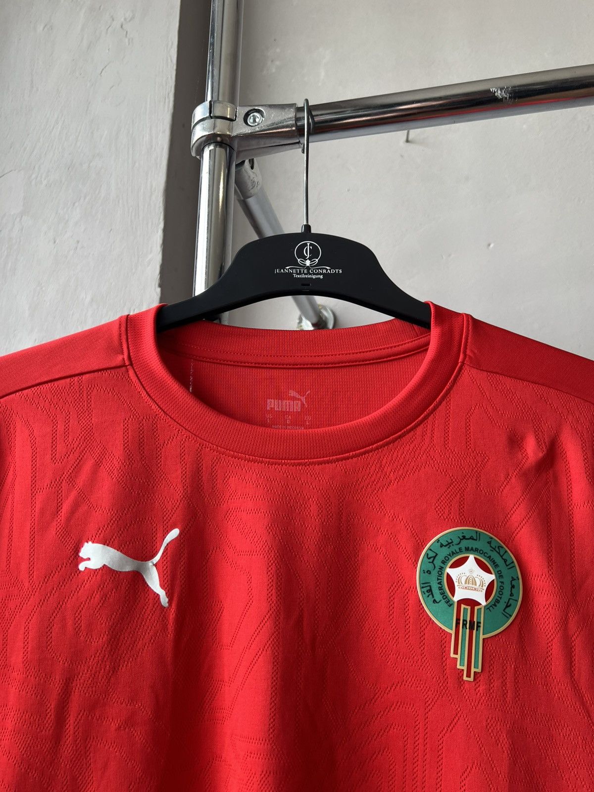 Puma 2025/26 MOROCCO TEAM TRAINING SOCCER JERSEY FOOTBALL SHIRT L Size US L / EU 52-54 / 3 - 6 Thumbnail