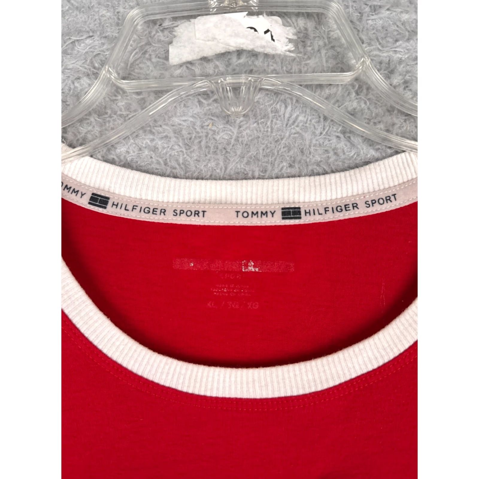 Tommy Hilfiger VINTAGE Tommy Hilfiger Shirt Women M Red USA Flag Crew Neck Cotton Blend Logo T-Shirt Mens Womens Not applicable Size M / US 6-8 / IT 42-44 - 7 Thumbnail
