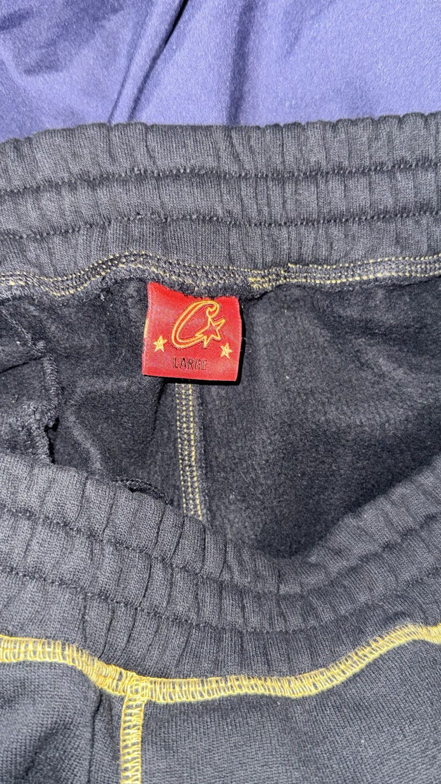 Corteiz Corteiz Rules The World Black Yellow Stitch Cuff Sweatpants Size US 32 / EU 48 - 4 Thumbnail