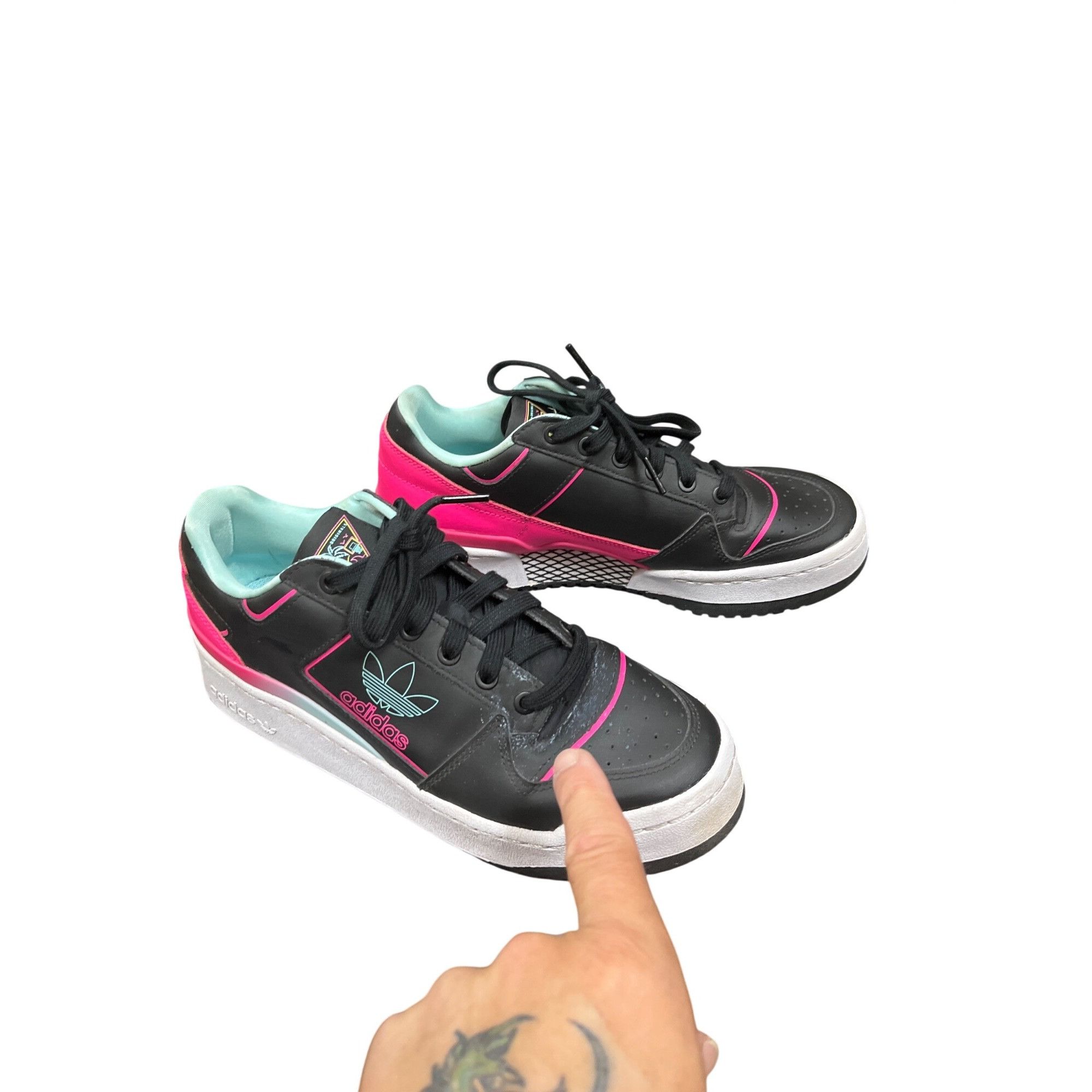Adidas Adidas GY4667 wms Originals Forum bold shock pink black low Size US 9 / IT 39 - 19 Thumbnail