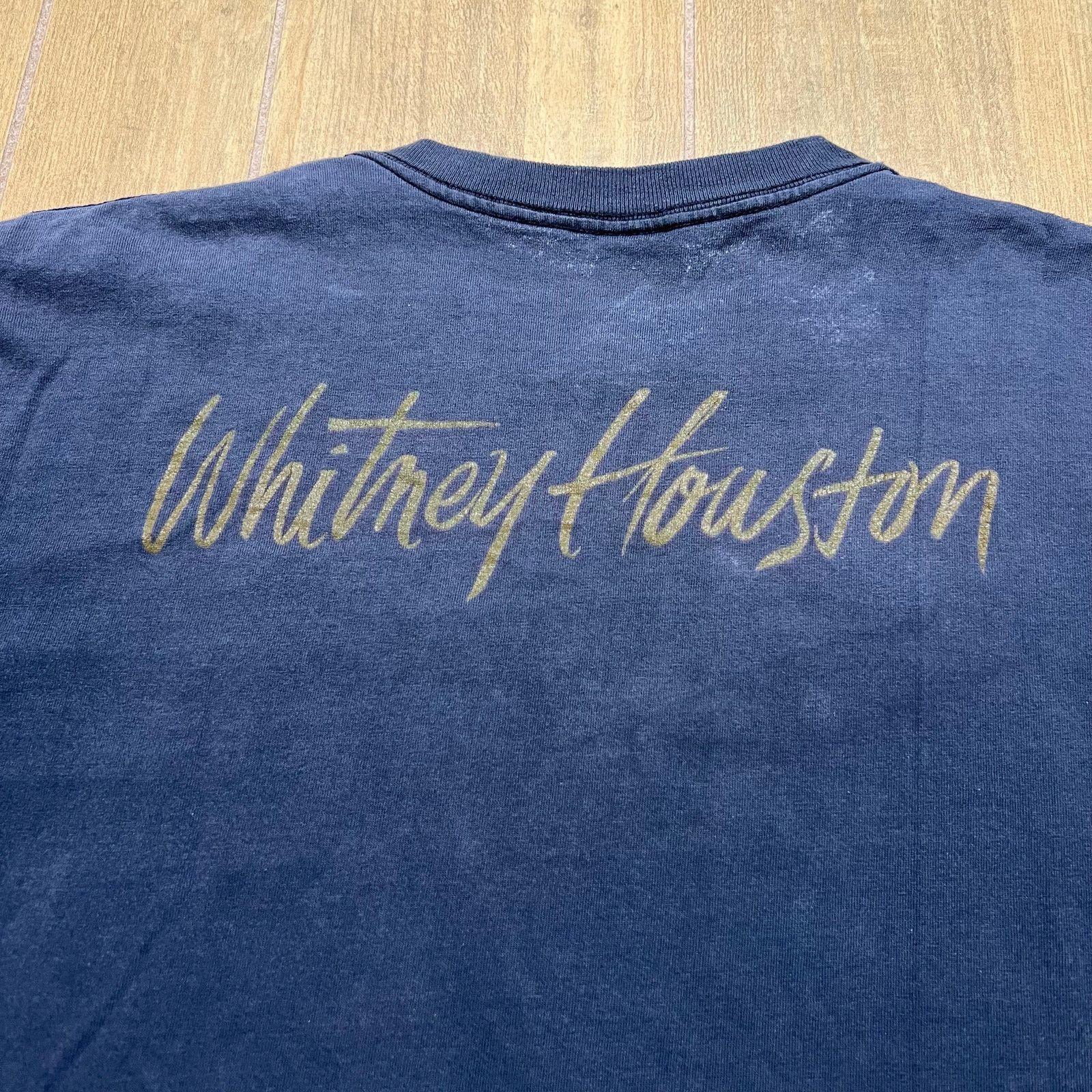 Vintage Vintage Whitney Houston T Shirt XL USA AOP 90s Single Stitch Size US XL / EU 56 / 4 - 7 Thumbnail