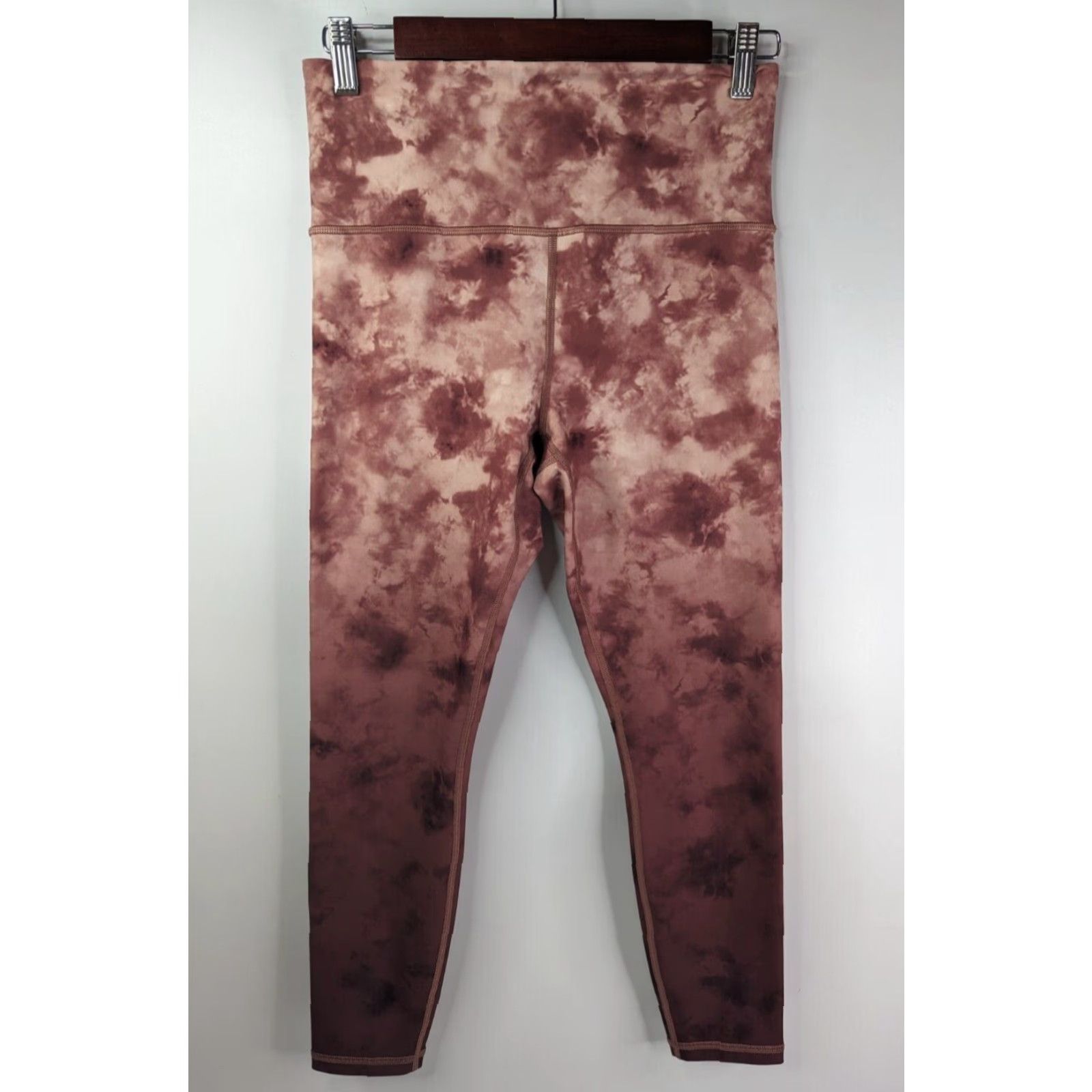 Athleta VINTAGE Athleta Elation Printed 7/8 Tight Leggings Pink Maroon Dye Women's Small 657553 Size 28" / US 6 / IT 42 - 3 Thumbnail