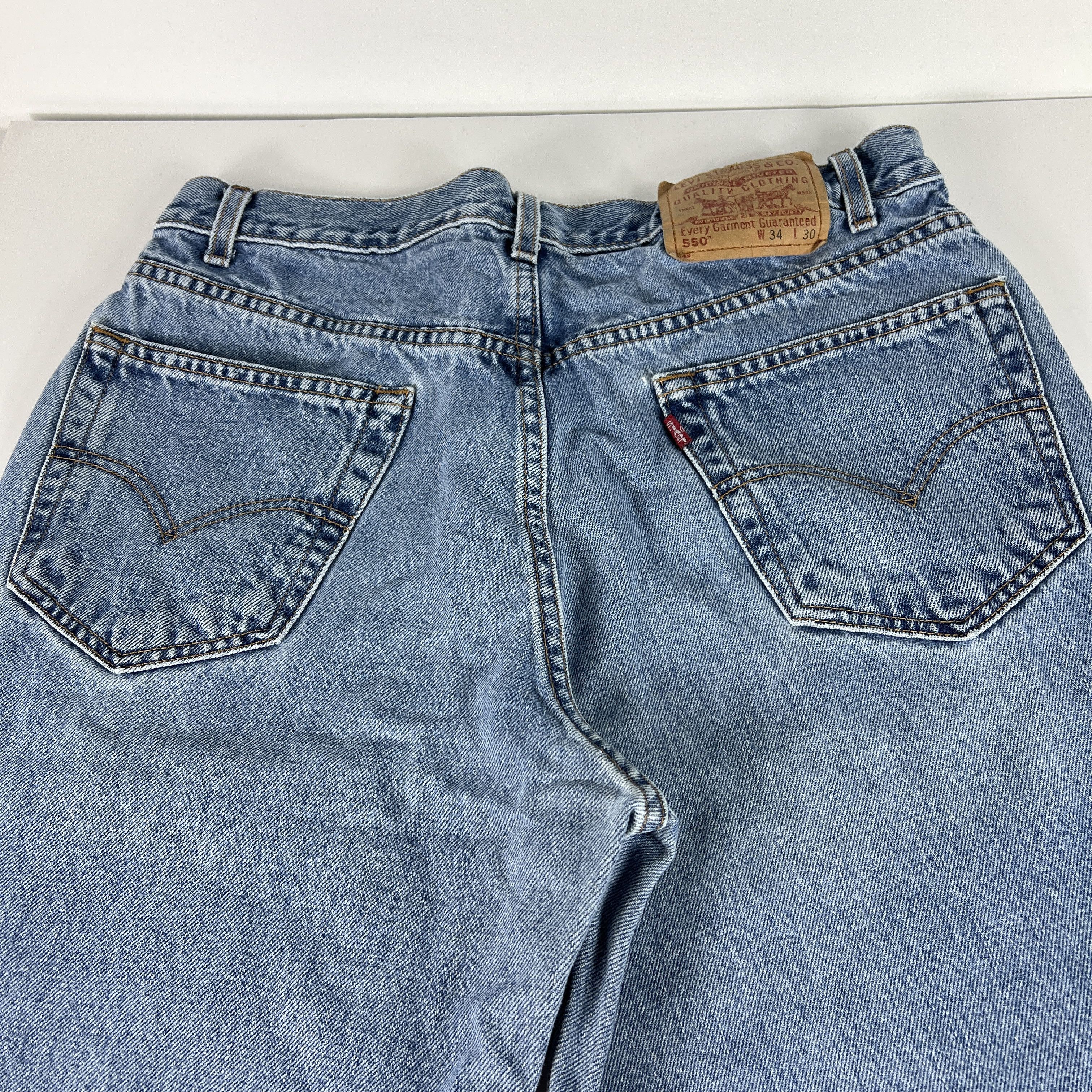 Levi's × Vintage Y2K Levi's Jeans 550 Relaxed Blue Faded Cotton Denim Size US 33 - 13 Thumbnail