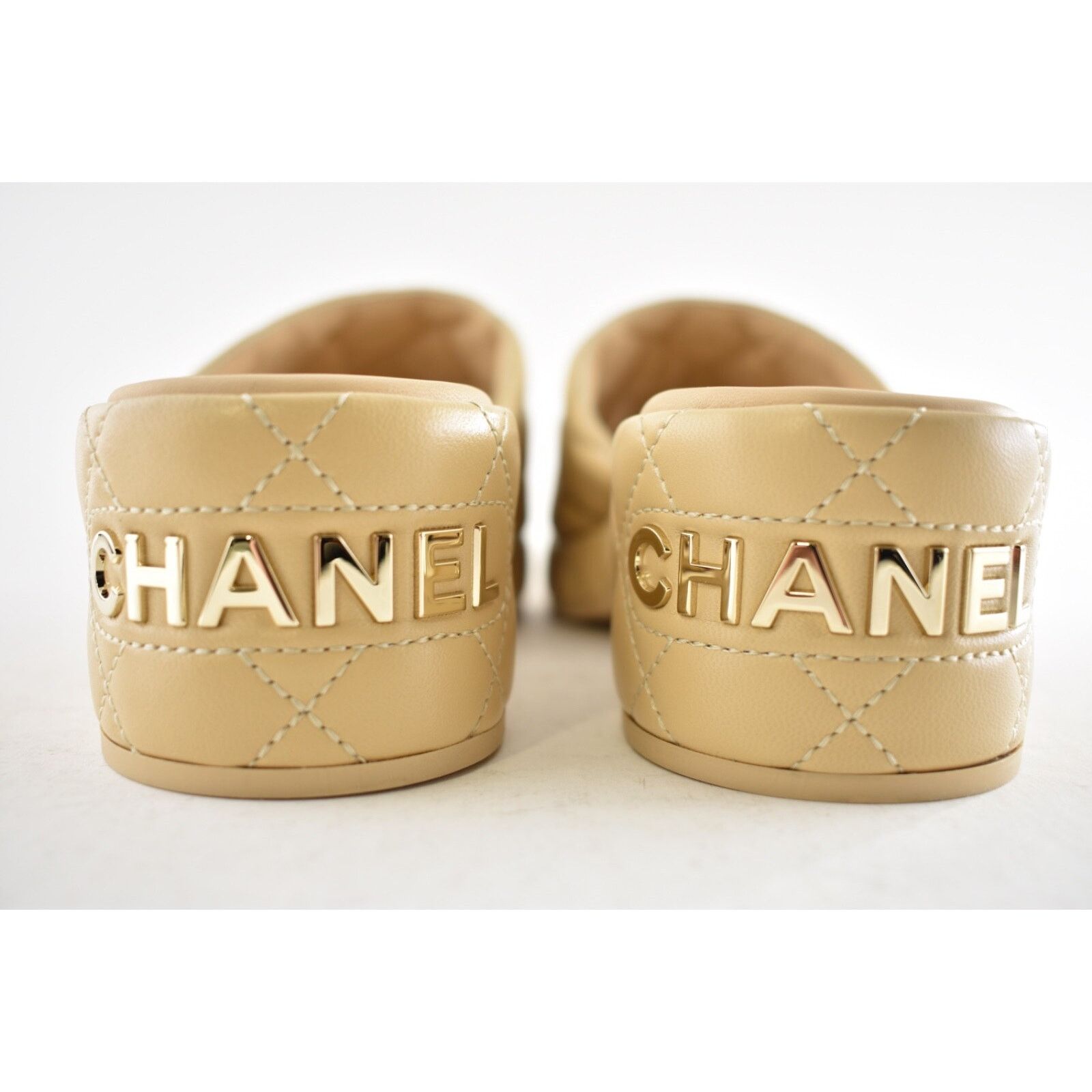Chanel Chanel 23C Beige Lambskin Leather Quilted CC Logo Size US 12 / IT 42 - 10 Thumbnail