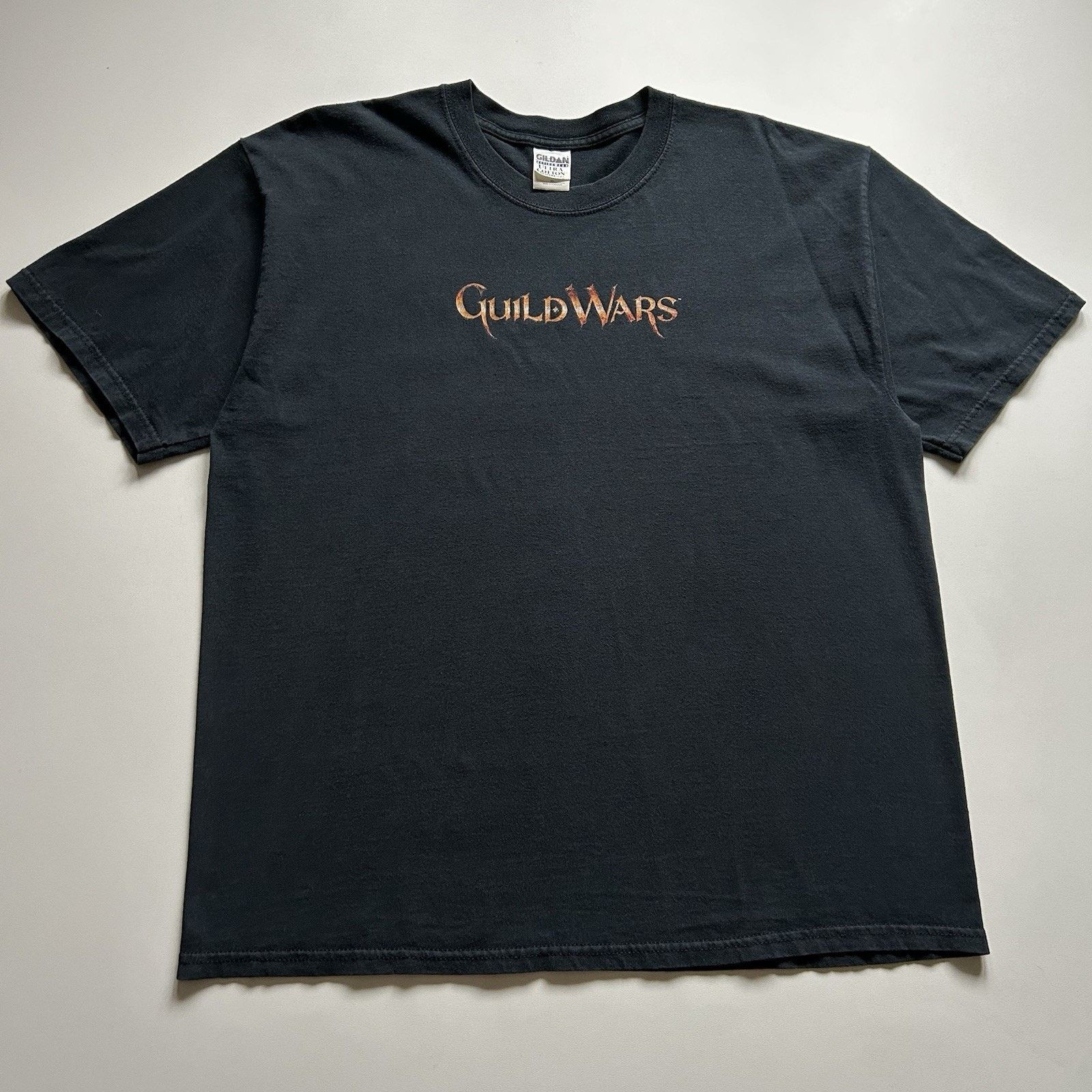 Gildan × Vintage Vintage Guild Wars 1 Shirt XL Gildan MMORPG Video Game Promo Size US XL / EU 56 / 4 - 1 Thumbnail