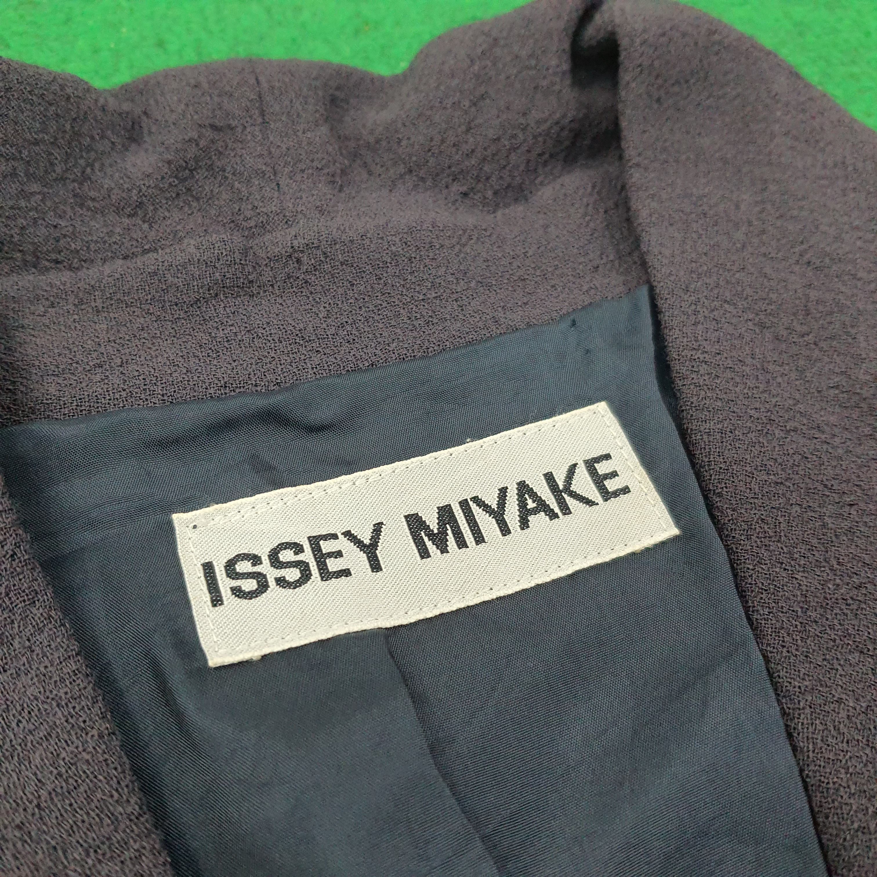 Issey Miyake Vintage Issey Miyake Japan Designer Casual Blazer C246N12 Size US L / EU 52-54 / 3 - 4 Thumbnail