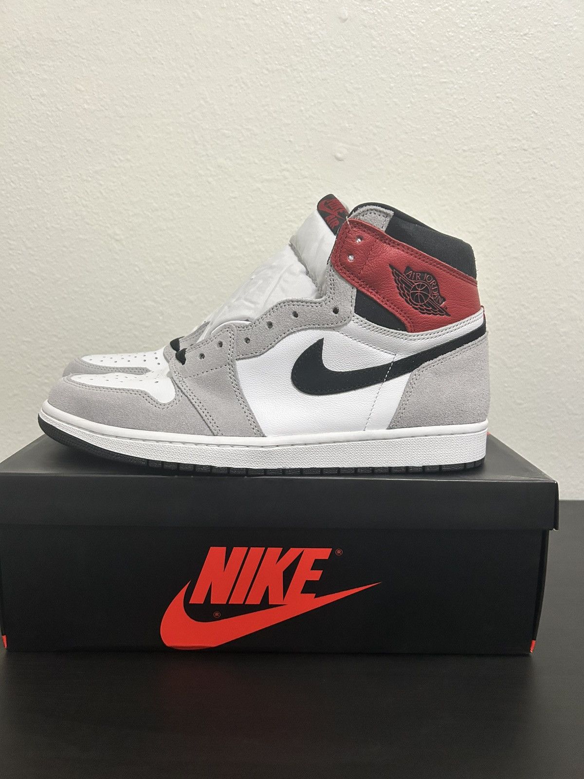 Jordan Brand × Nike Jordan 1 High Smoke Grey Size US 11.5 / EU 44-45 - 1 Thumbnail