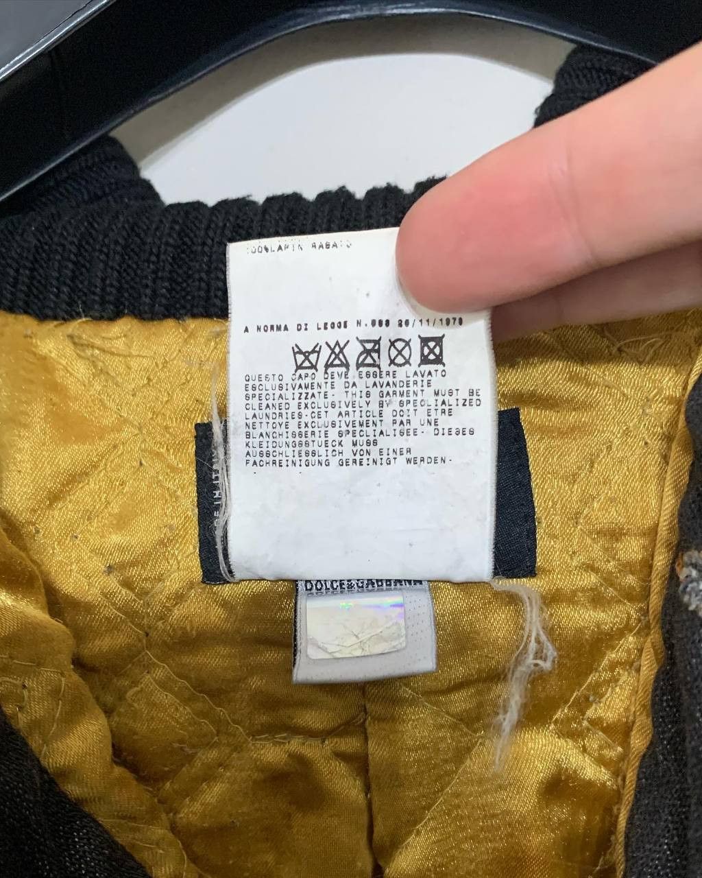 Dolce & Gabbana Vintage D&G Dolce Gabbana Rabbit Fur Denim Jacket sz.L Size L / US 10 / IT 46 - 8 Thumbnail