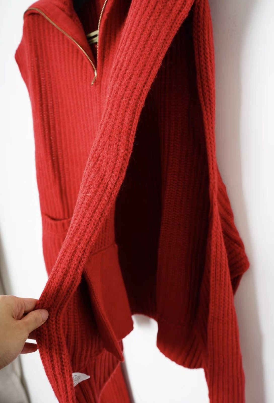 Bed j.w. Ford Bed J.W. Ford Red Vest Wide Lapel Tie Detail Sweater Size US S / EU 44-46 / 1 - 4 Thumbnail
