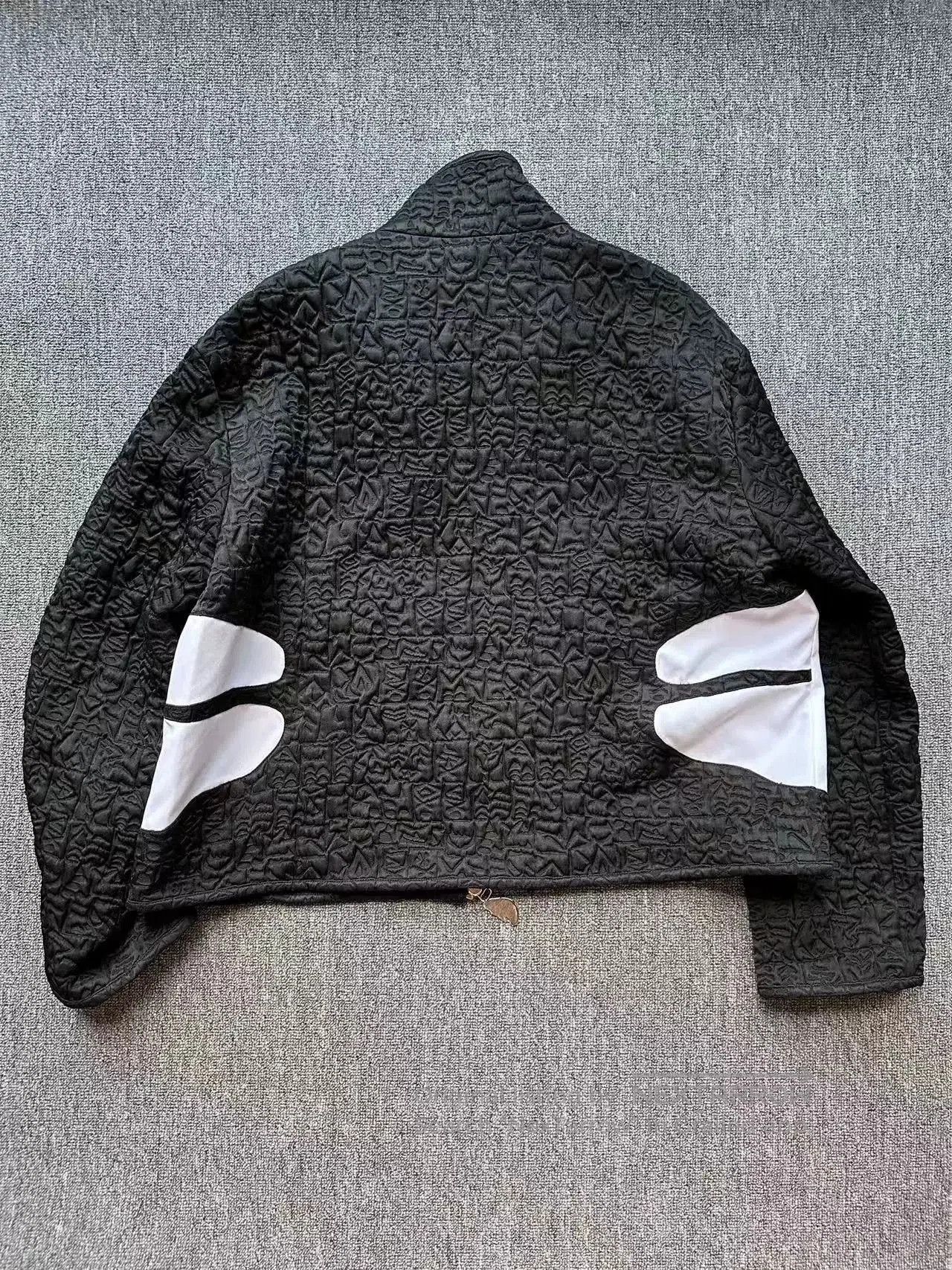 Namacheko namacheko short jacket with contrast pockets. Size US L / EU 52-54 / 3 - 5 Thumbnail