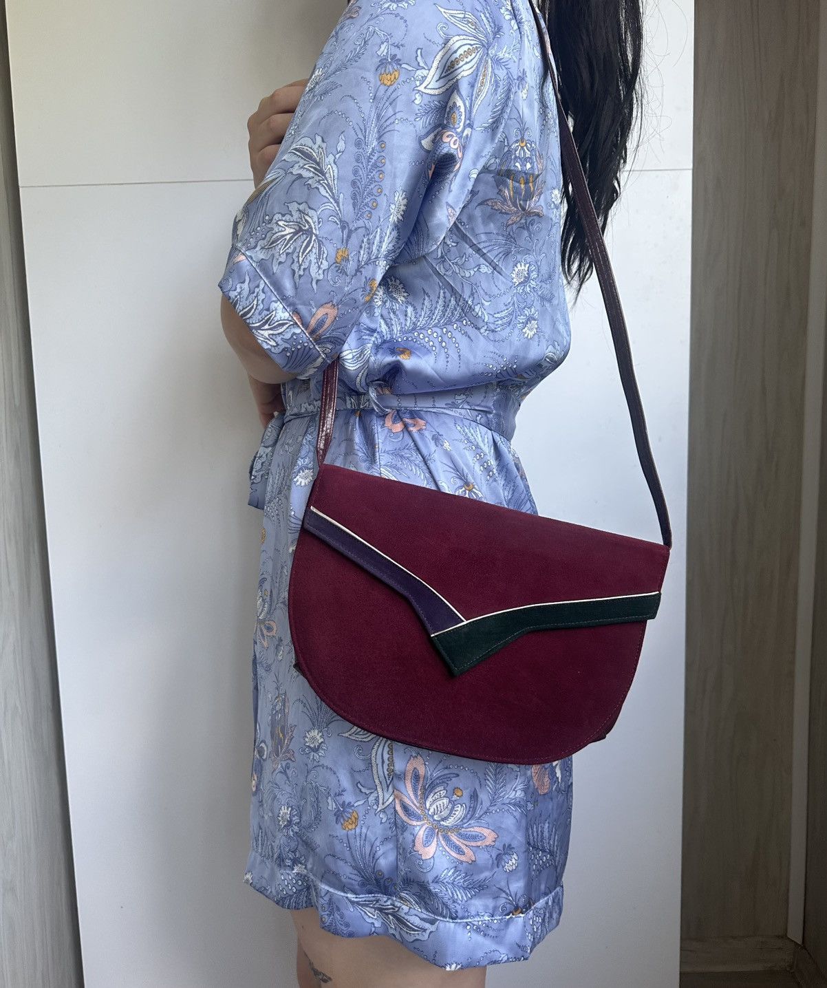 Bally VINTAGE 1980s BALLY Burgundy Suede and Leather Crossbody Bag Size ONE SIZE - 3 Thumbnail