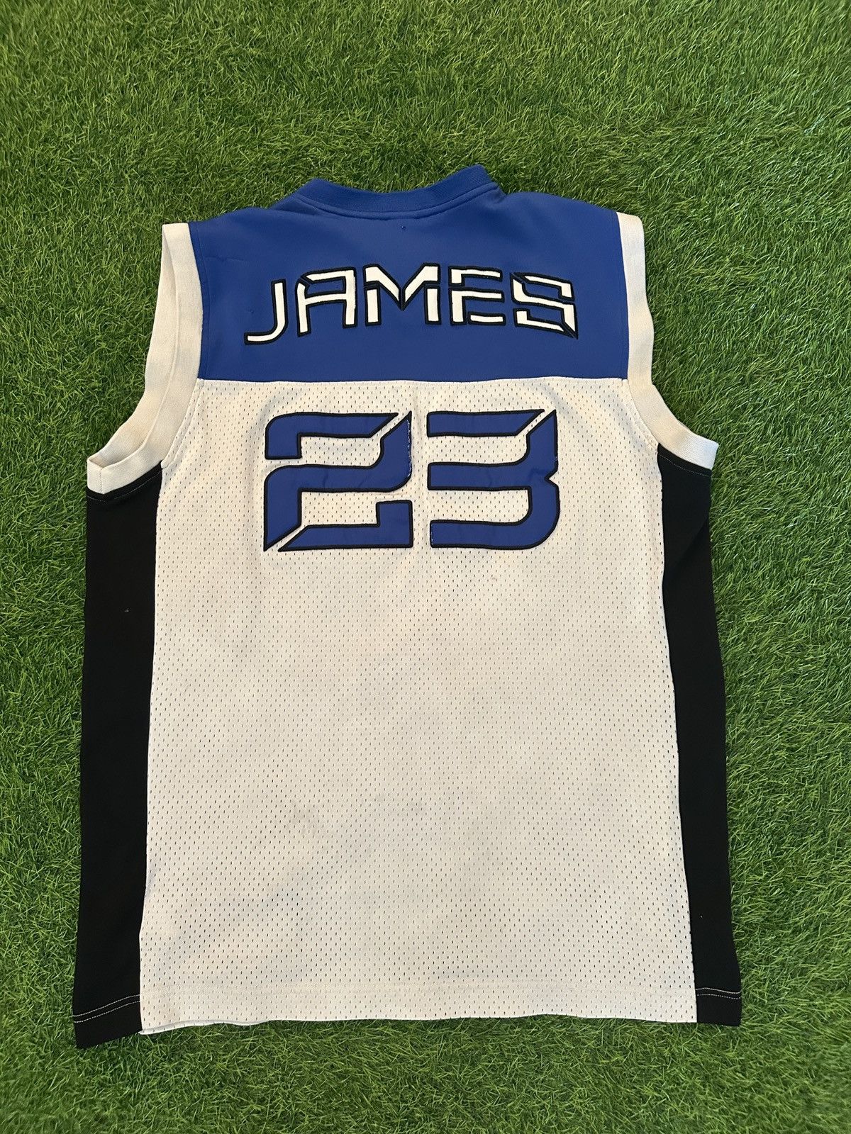 Nike Vintage NBA nike air lebron james team jersey kings size L Size US L / EU 52-54 / 3 - 2 Thumbnail