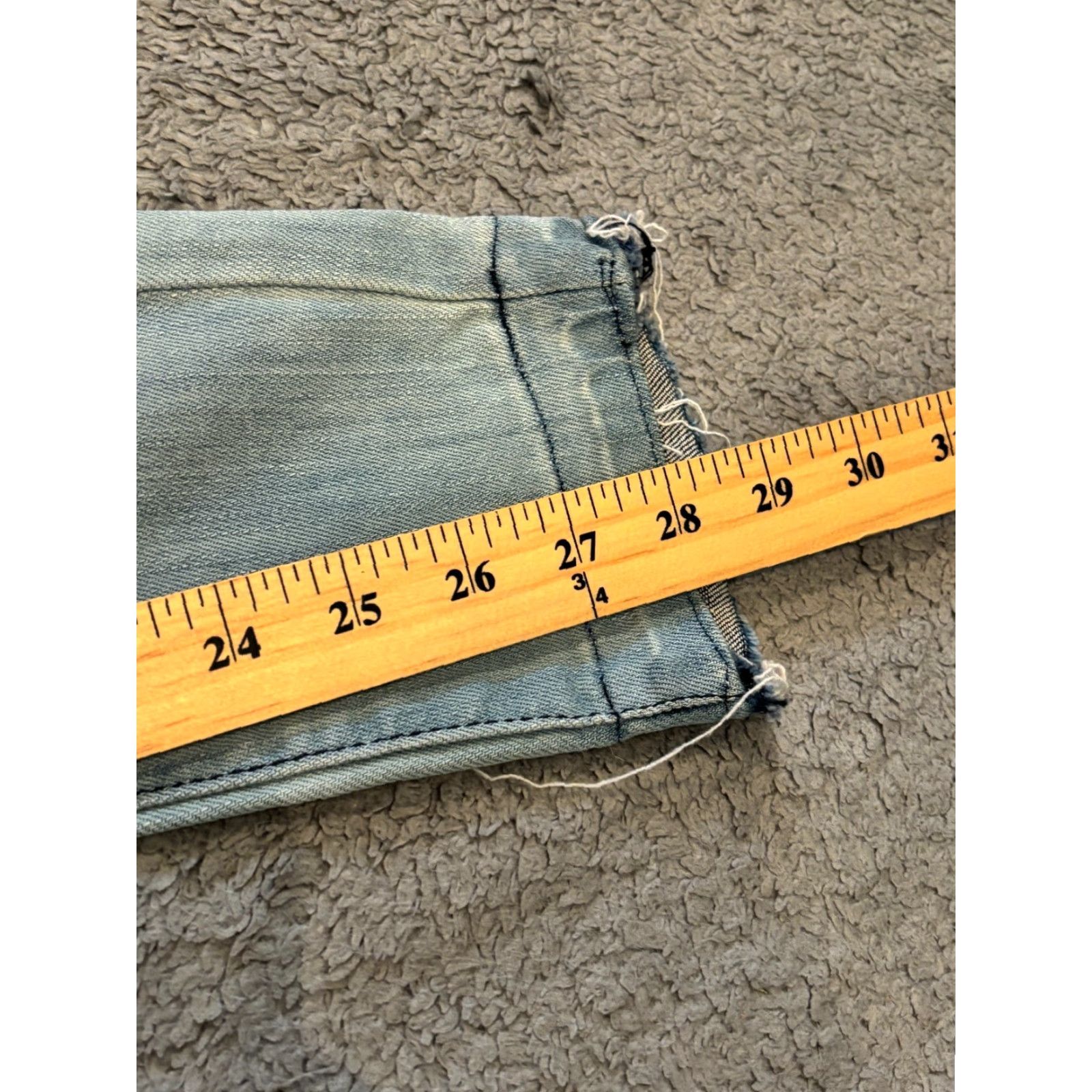 Toy Machine VINTAGE Machine Jeans Womens 29 Light Wash Blue Denim Distressed Skinny Fit Raw Hem Size 29" - 6 Thumbnail