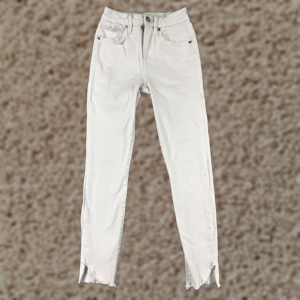 Good American Good American White Jeans Womens 00 Skinny Crop 5-Pocket Denim Stretch Slimming Regular Inseam 26 Modern London Style Womens Size 24" / US 00 / IT 34 - 1 Thumbnail