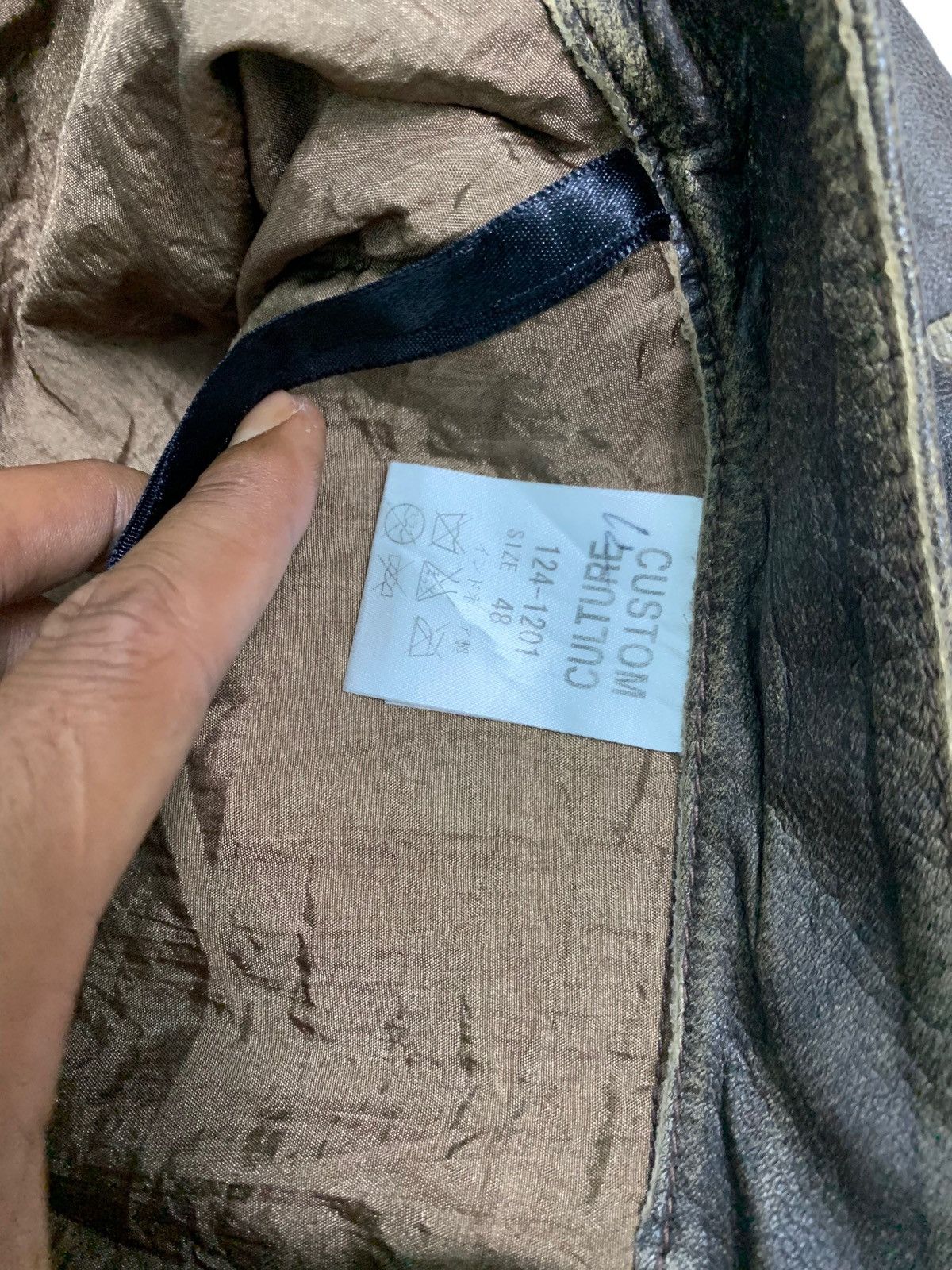 Japanese Brand 🔥Distressed Leather Cumtom Culture Biker Pants Size US 32 / EU 48 - 13 Thumbnail