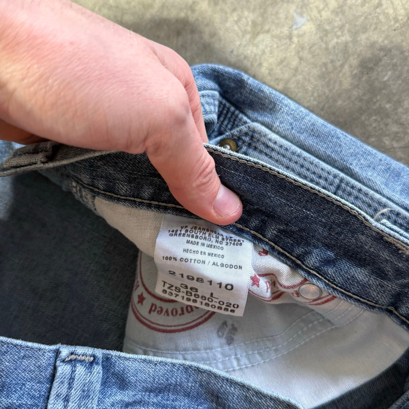 Lee Vintage Y2K Lee Jorts Size US 36 / EU 52 - 3 Thumbnail