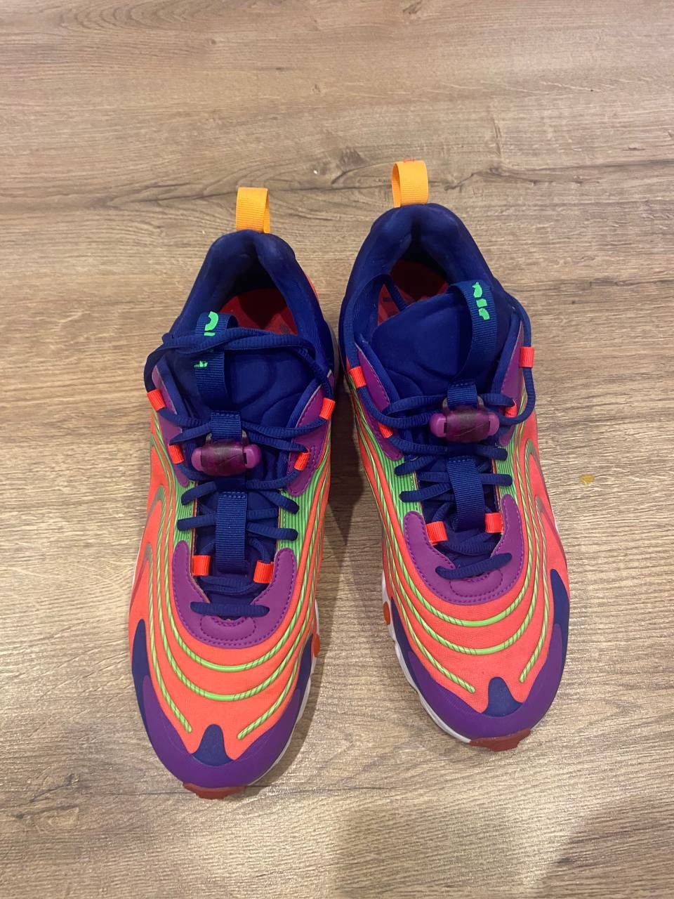 Nike hotsell Air Max 270 React (gs) “raspberry ripple” 6.5