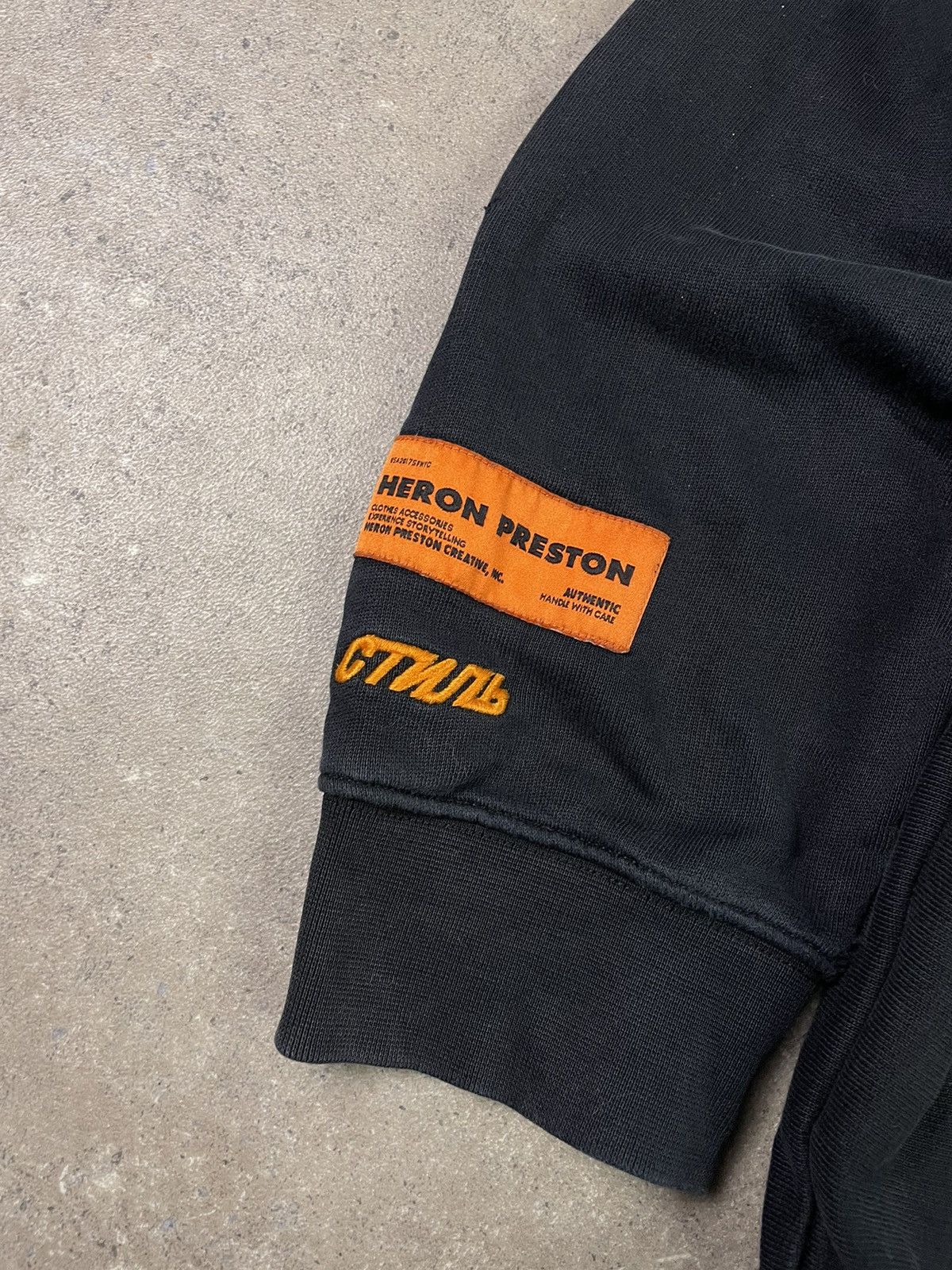 Heron Preston Heron Preston Metal Worker Sweatshirt Crewneck Size US S / EU 44-46 / 1 - 3 Thumbnail