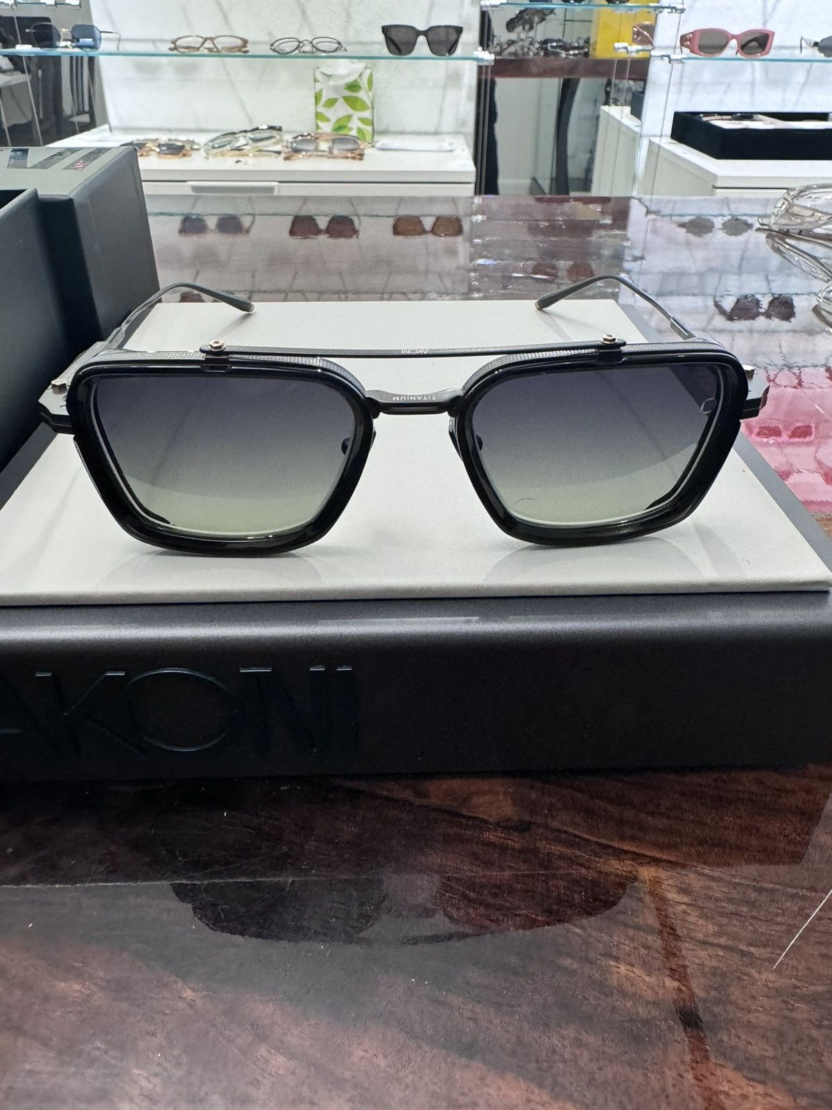 Akoni Akoni Solis Sunglasses limited edition 165/300 Size ONE SIZE - 1 Thumbnail