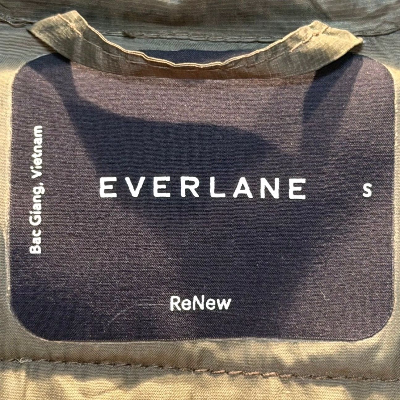 Everlane Everlane Renew Jacket Women Small Olive Green Puffer Full Zip Lightweight Casual Size S / US 4 / IT 40 - 3 Thumbnail