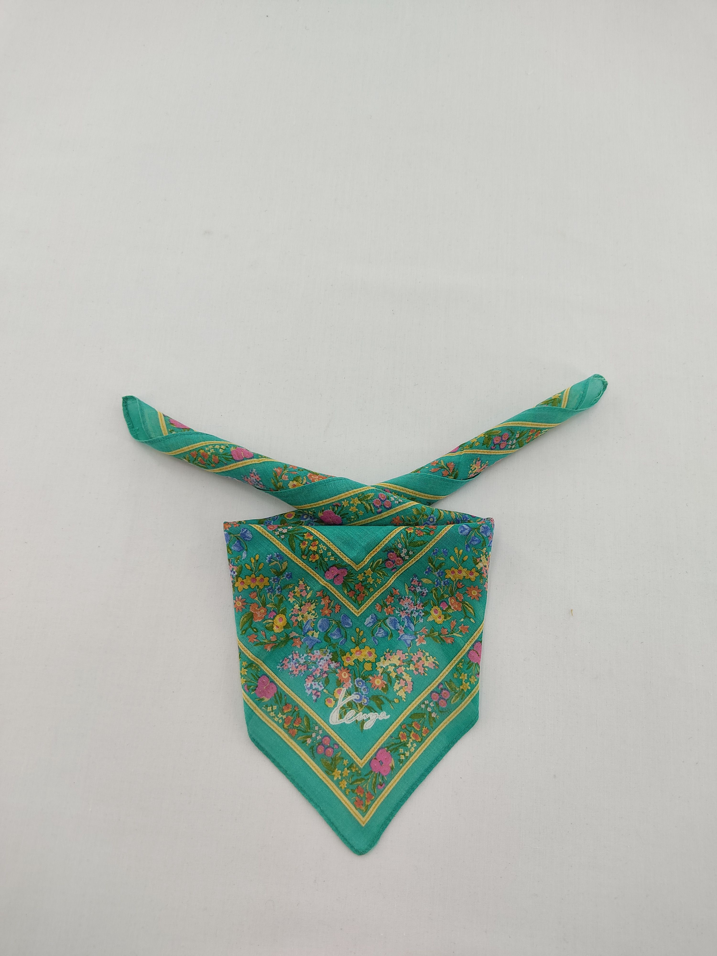 Kenzo × Vintage Vintage Kenzo Handkerchief / Neckwear / Bandana Size ONE SIZE - 1 Thumbnail