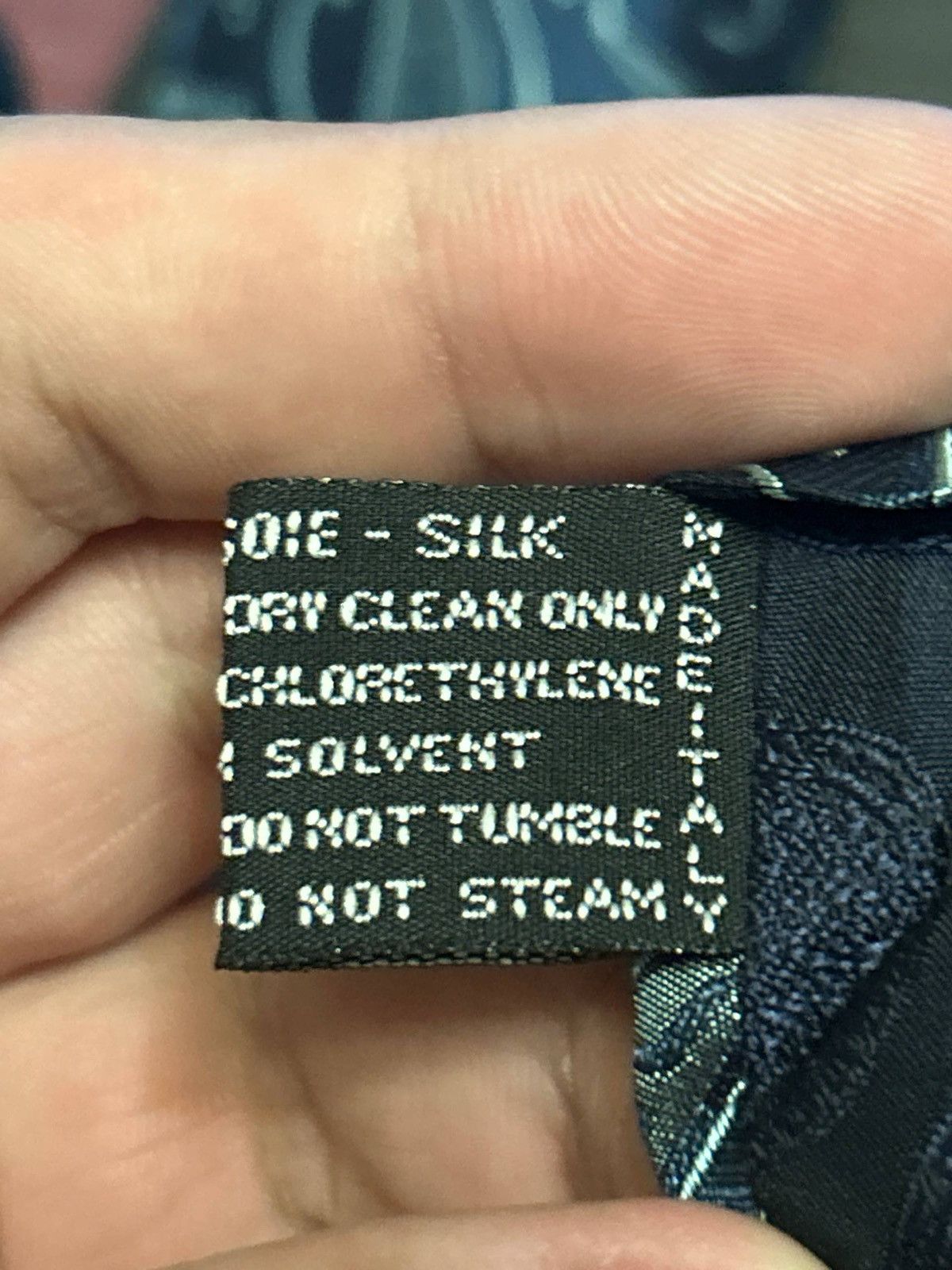 Versace Versace Classic V2 Silk Tie Made in Italy Size ONE SIZE - 6 Thumbnail