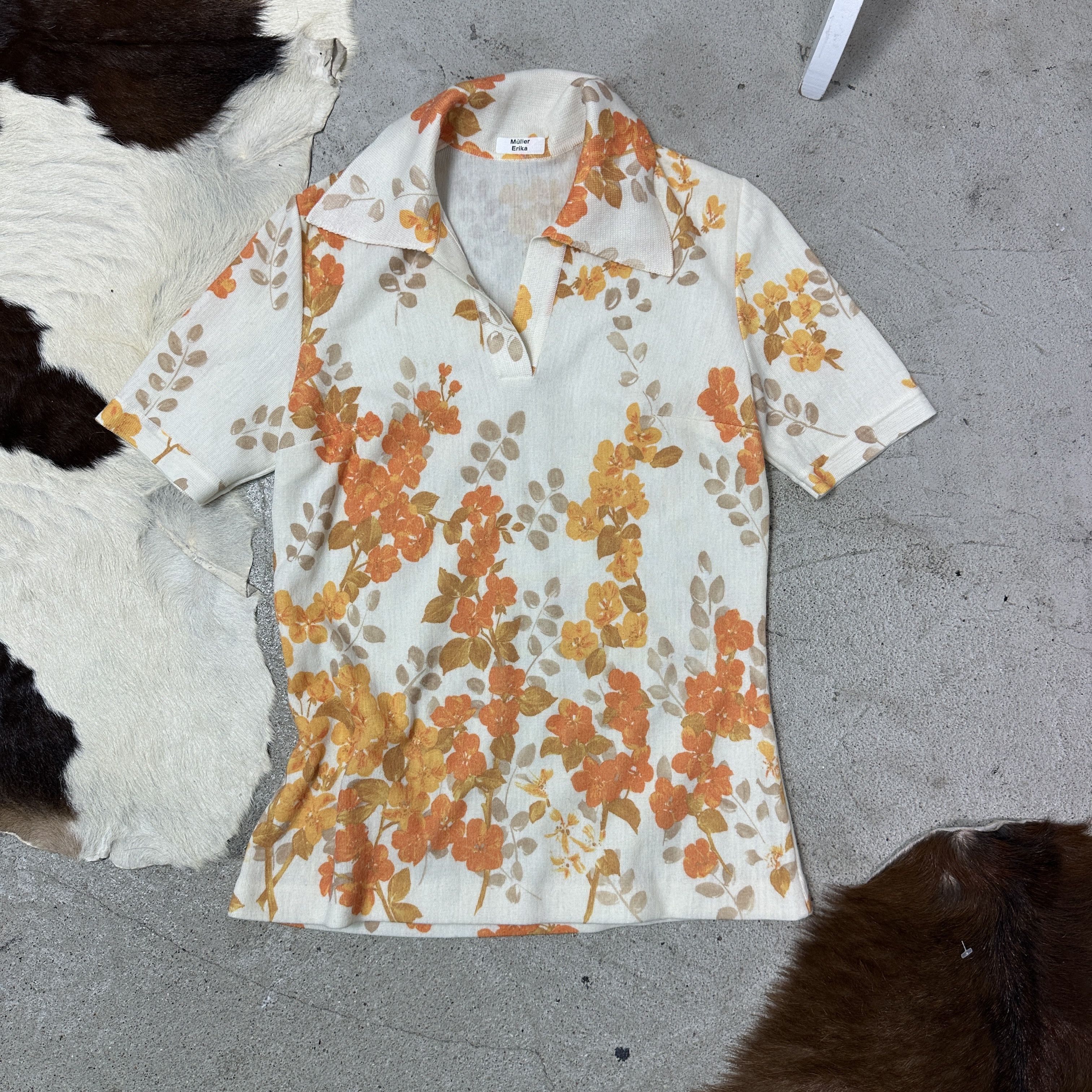 Vintage Vintage Streetwear Floral Printed Old School T-shirt 90s Size M / US 6-8 / IT 42-44 - 2 Thumbnail