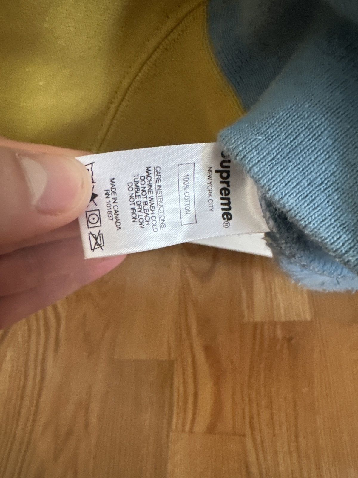 Supreme Supreme Split FW18 Mustard Yellow / Blue Crewneck Size US M / EU 48-50 / 2 - 4 Thumbnail