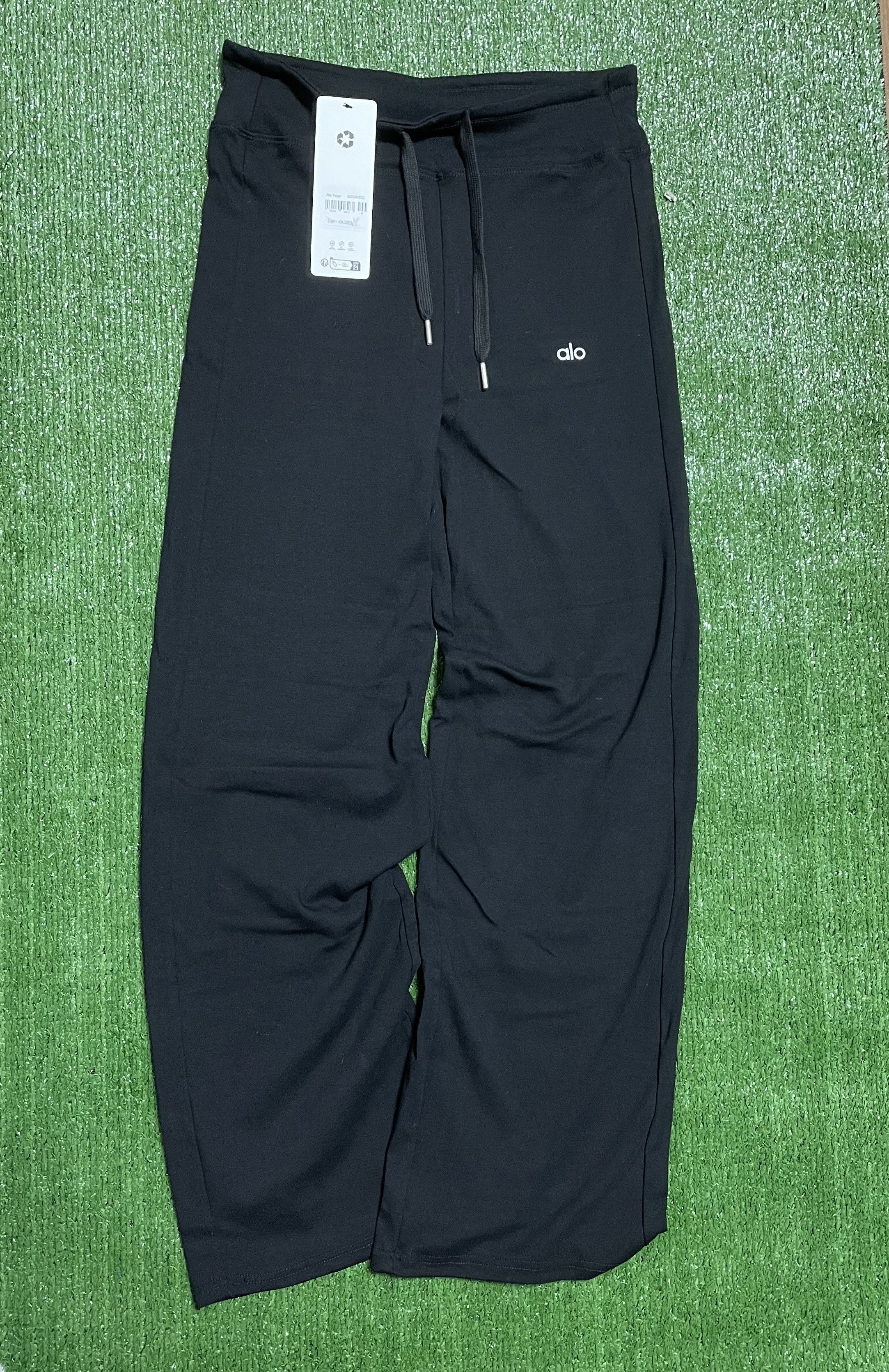 Alo Yoga NWT Alo Yoga Women's Medium Black Baggy Sweatpants Lounge Size 30" / US 8 / IT 44 - 3 Thumbnail