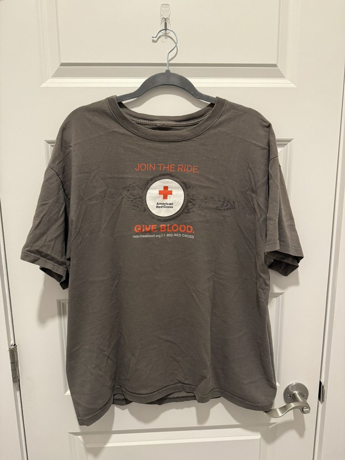 Vintage Vintage Red Cross Tee Size US M / EU 48-50 / 2 - 1 Thumbnail