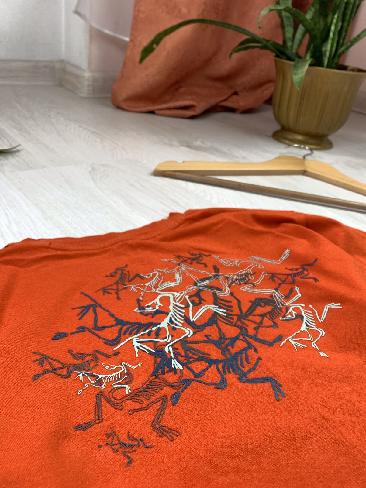 Arc'teryx Arc’teryx Vintage Logos Cotton T-Shirt Mens Size S Size US S / EU 44-46 / 1 - 9 Thumbnail