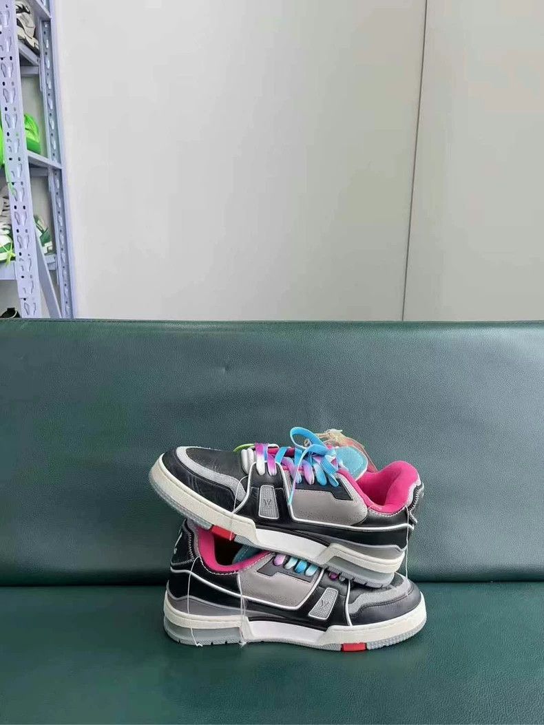 Louis Vuitton Louis Vuitton Louis Vuitton LV Trainer Black Pink Limited Size US 8.5 / EU 41-42 - 5 Thumbnail