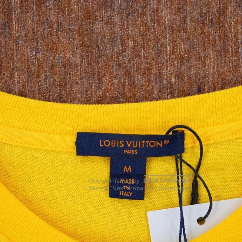 Other Louis Vuitton Yellow Chain Short Sleeve T. Size M / US 6-8 / IT 42-44 - 3 Thumbnail