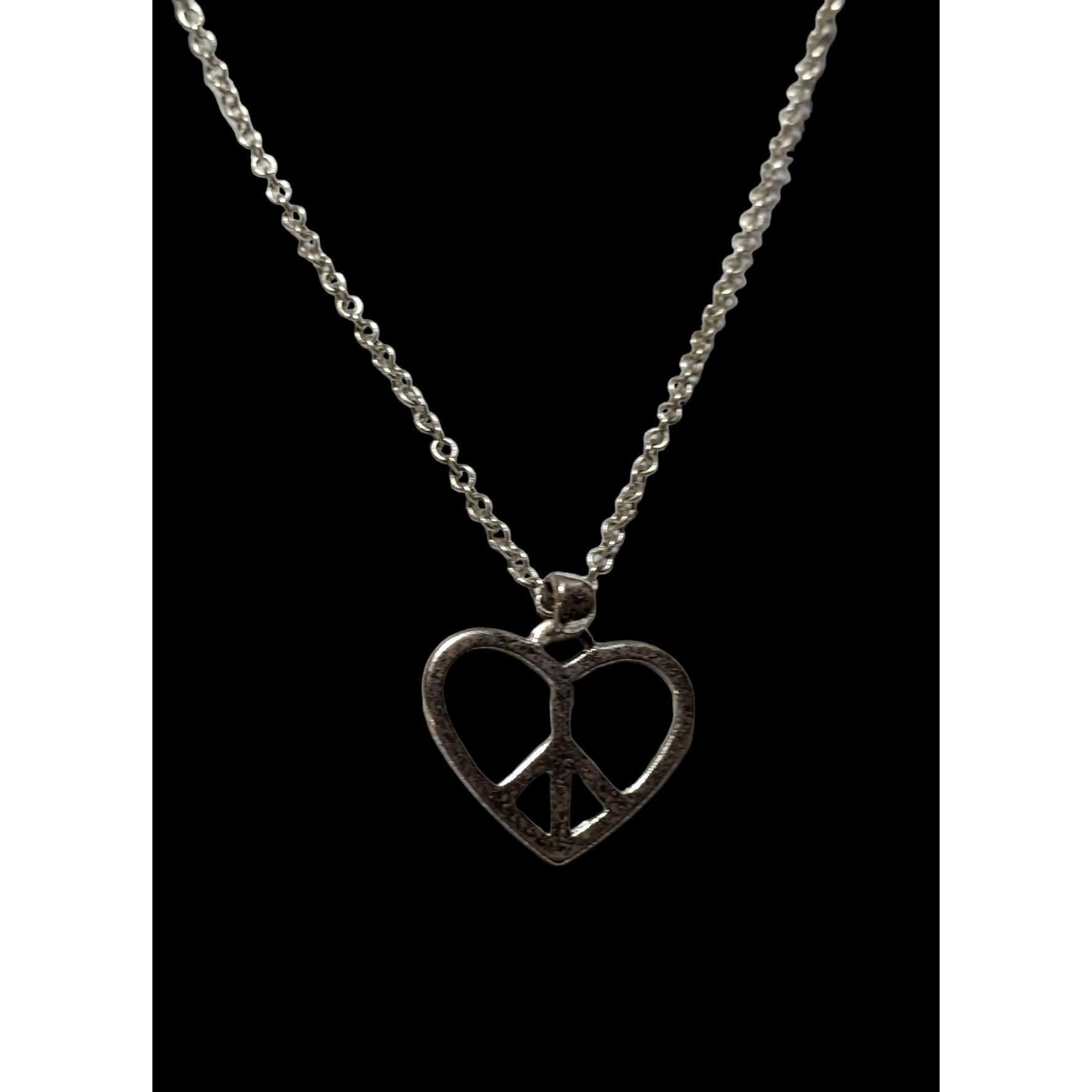 Other Silver Peace Heart Necklace Size ONE SIZE - 5 Thumbnail