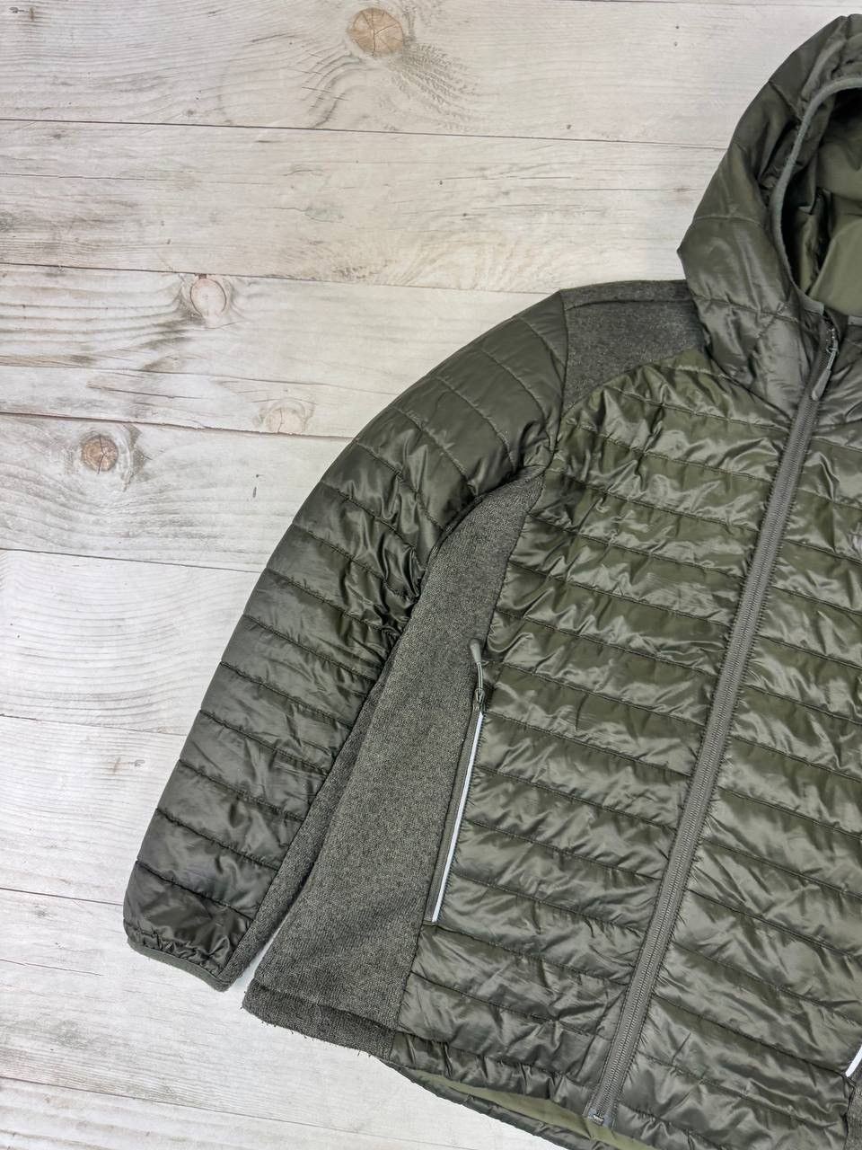 Jack Wolfskin Jack Wolfskin Puffer Jacket Hooded Stormlock Microguard Size US S / EU 44-46 / 1 - 5 Thumbnail