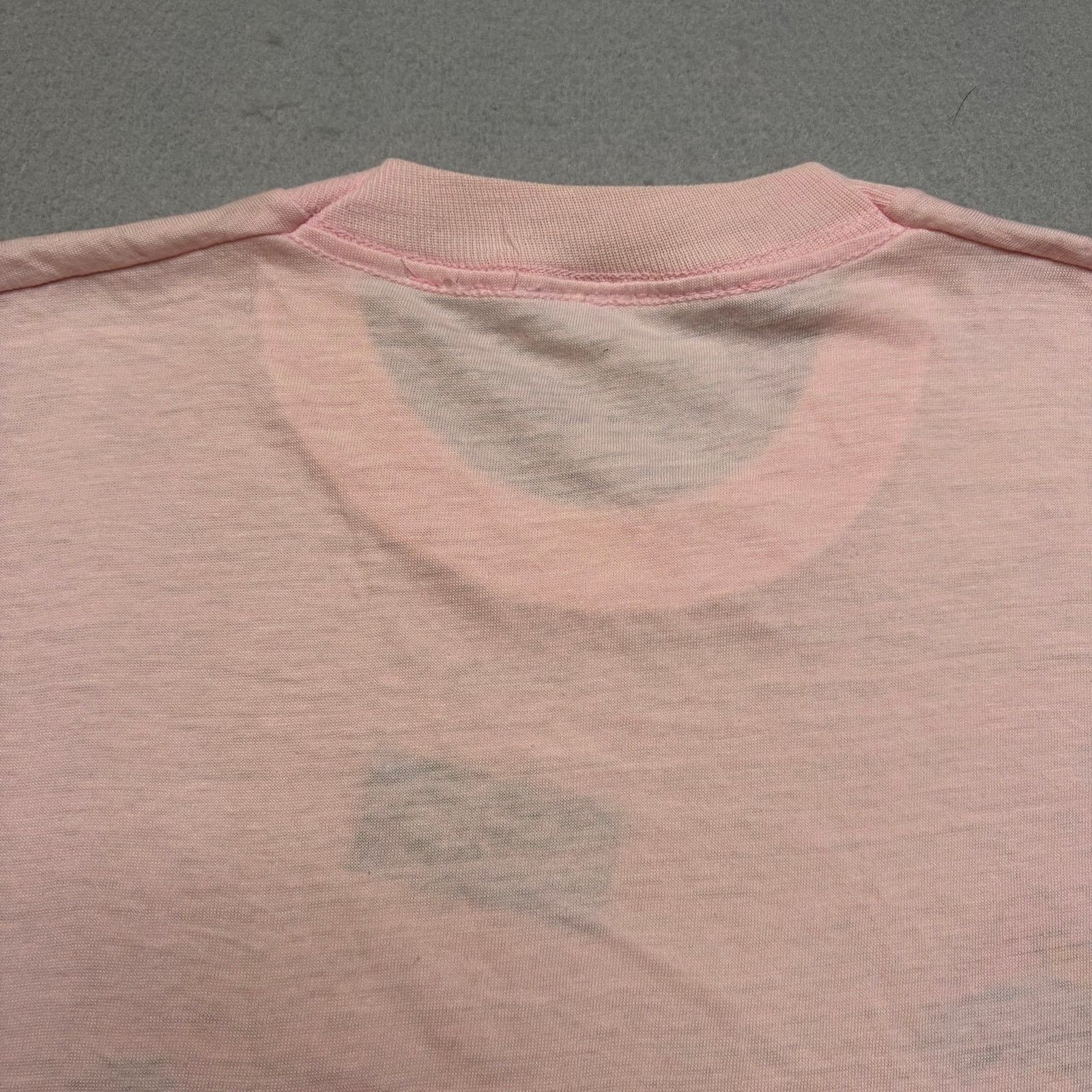 Vintage Vintage 80s Pink All Over Patch Graphic T-Shirt Small USA Size US S / EU 44-46 / 1 - 10 Thumbnail