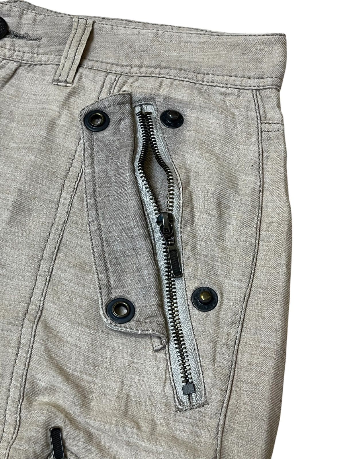 In The Attic SICK🔥IN THE ATTIC MULTIPOCKET 3 QUARTER PANTS Size US 33 - 6 Thumbnail