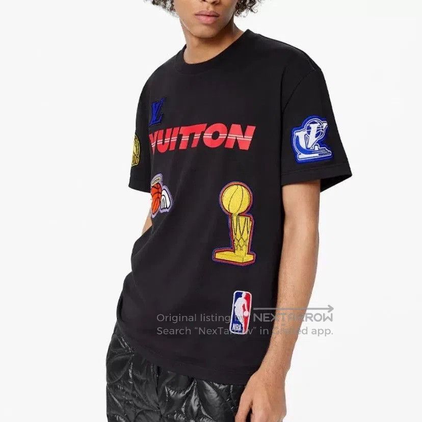 Louis Vuitton LV NBA Collaboration Short-Sleeve T-Shirt. Size US S / EU 44-46 / 1 - 7 Thumbnail
