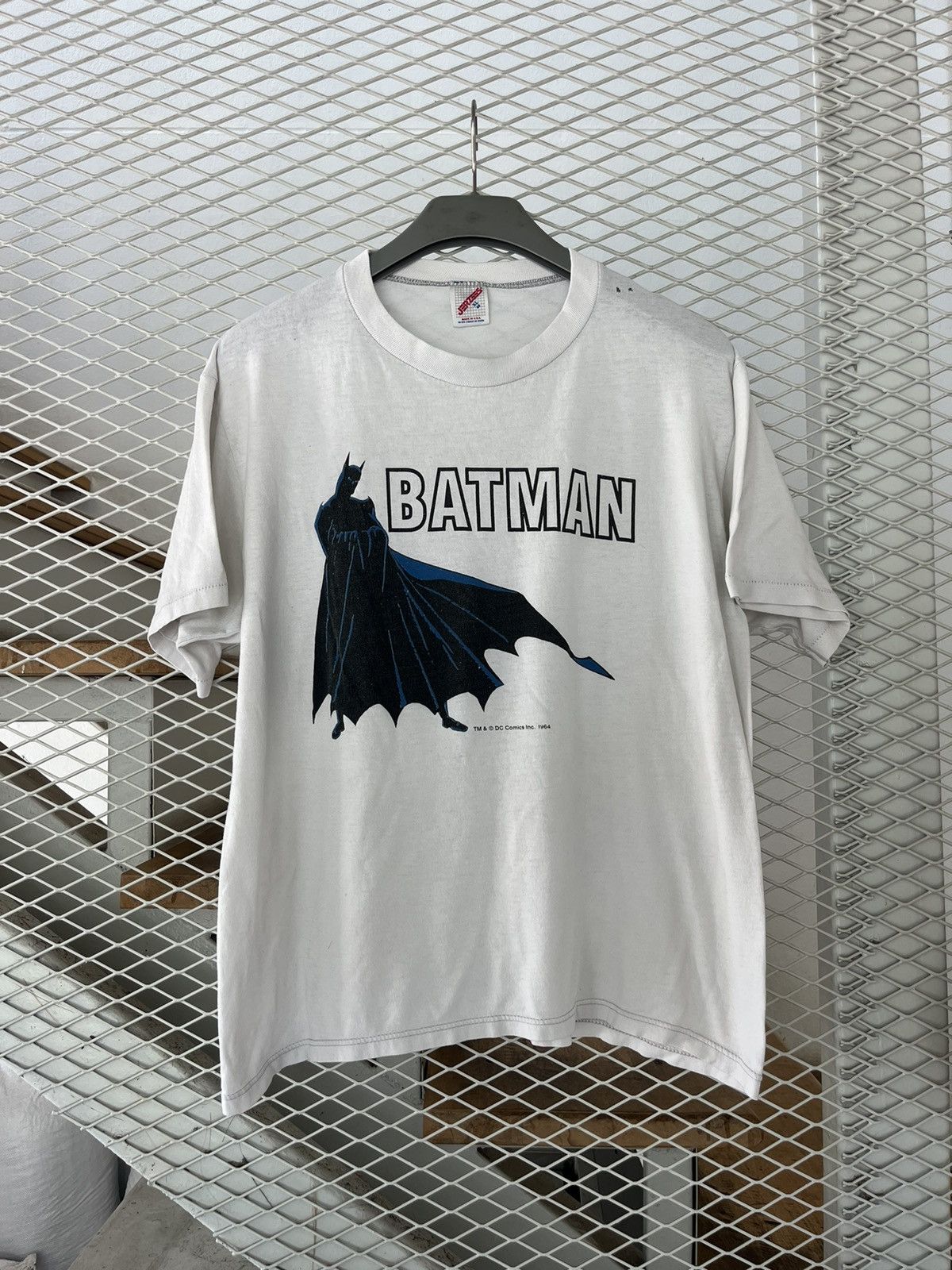 DC Comics × Vintage Vintage BATMAN DC Comics inc 1964’s (RP 80’s) Tshirt Size US XL / EU 56 / 4 - 2 Thumbnail