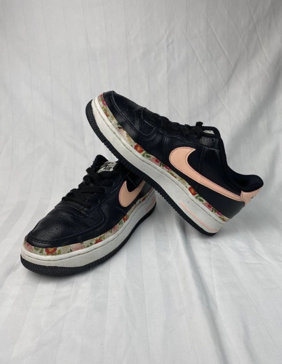 Nike Nike Air Force 1 Vintage Floral Size US 4 / IT 34 - 1 Thumbnail