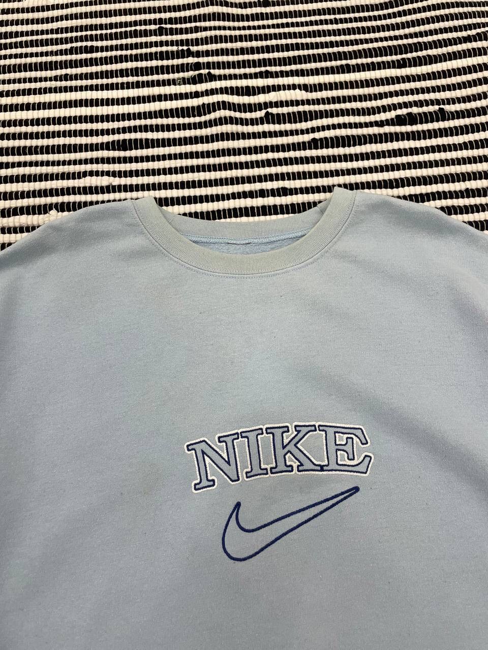 Japanese Brand × Nike × Vintage Vintage Nike Bootleg Big Logo Sweatshirt Y2K Size US XL / EU 56 / 4 - 4 Thumbnail