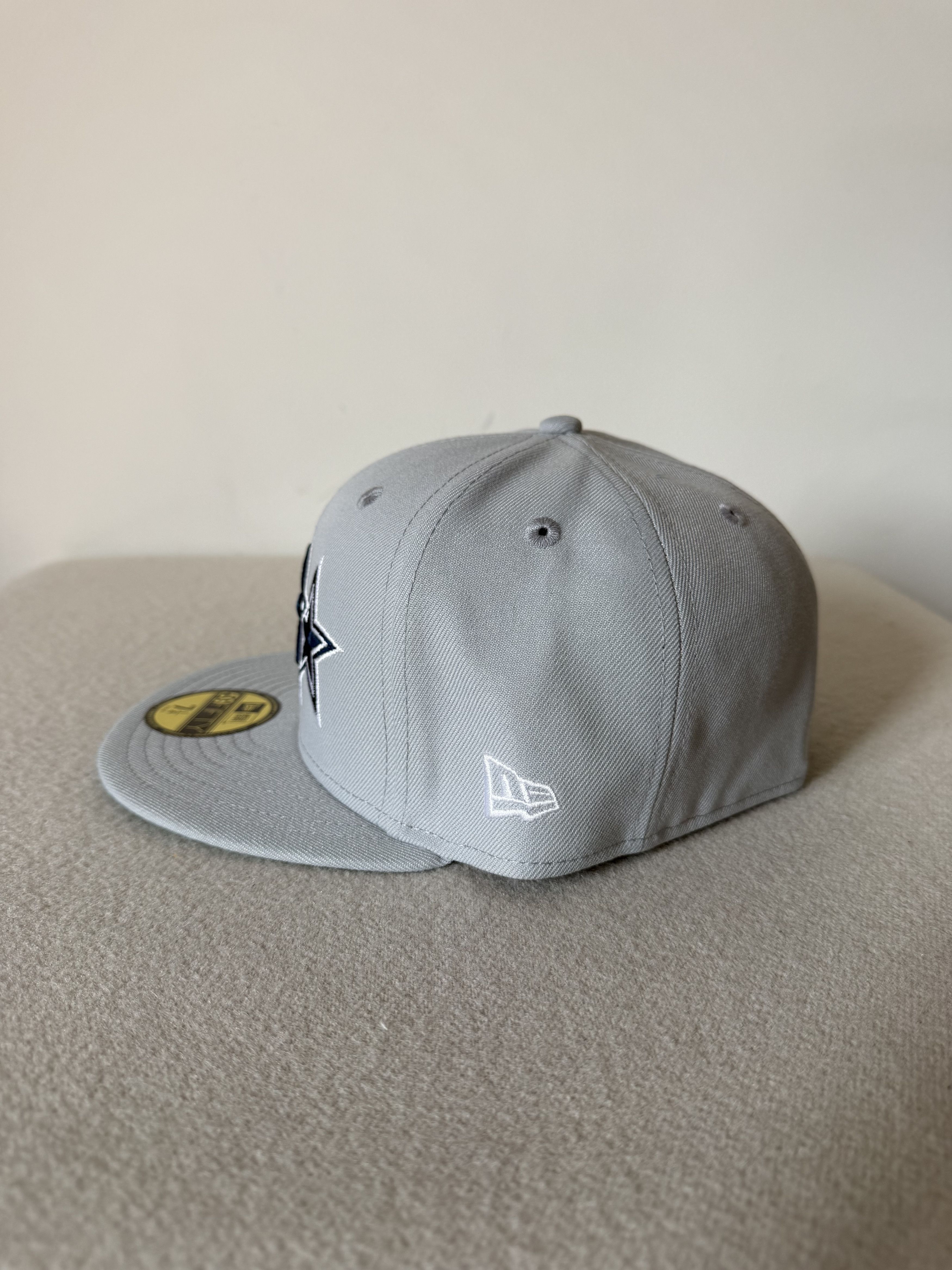 New Era 7 1/4 John Geiger New Era Misplaced Dallas Cowboys Fitted Size ONE SIZE - 2 Thumbnail