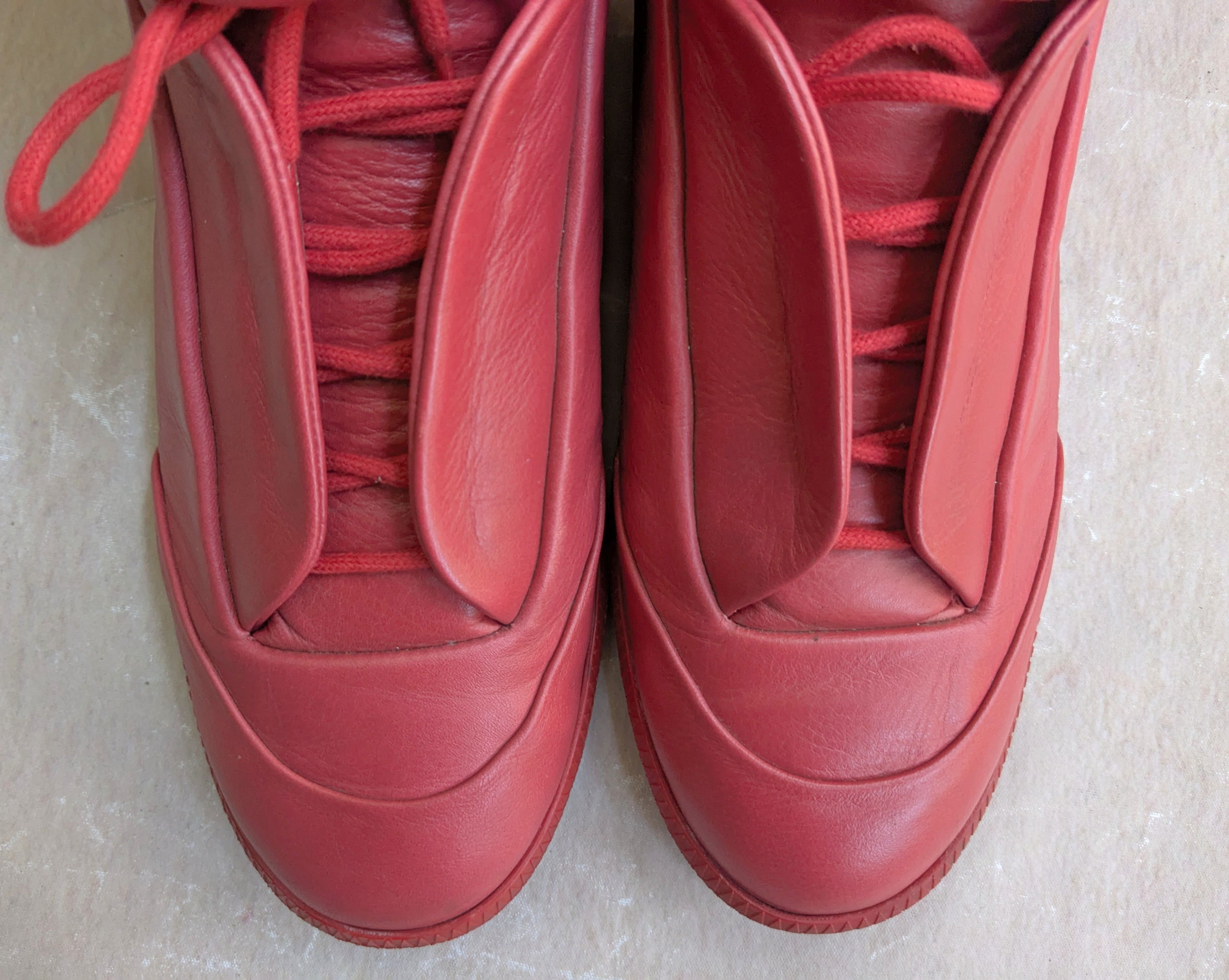Maison Margiela Maison Margiela Future Red 9.5 42.5 Leather High Tops Size US 9.5 / EU 42-43 - 2 Thumbnail