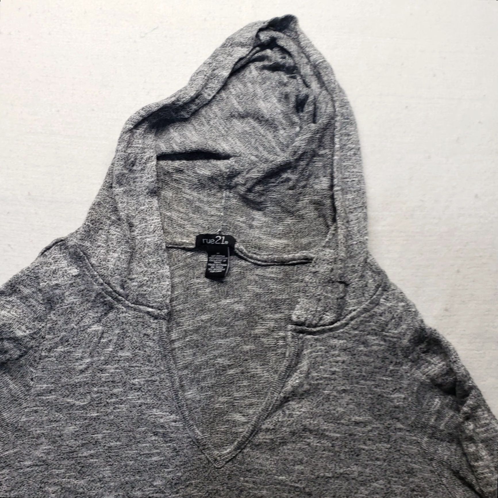 Vintage rue21 V Solid Gray Neck Long Sweater Long Sleeve Rayon Adult Women's M Medium Cardigan Size M / US 6-8 / IT 42-44 - 2 Thumbnail