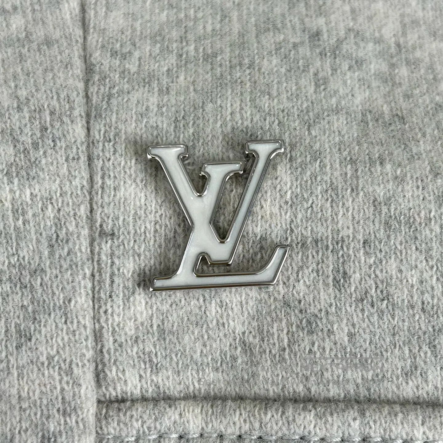 Louis Vuitton Louis Vuitton Logo: Woolen white work pants Size US 36 / EU 52 - 6 Thumbnail