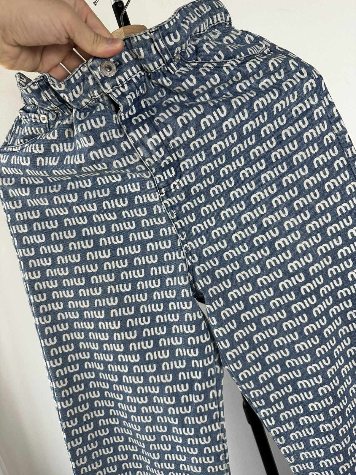 Miu Miu Miu Miu All-Over Logo Print Denim Jeans – Made in Italy Size 28" / US 6 / IT 42 - 4 Thumbnail