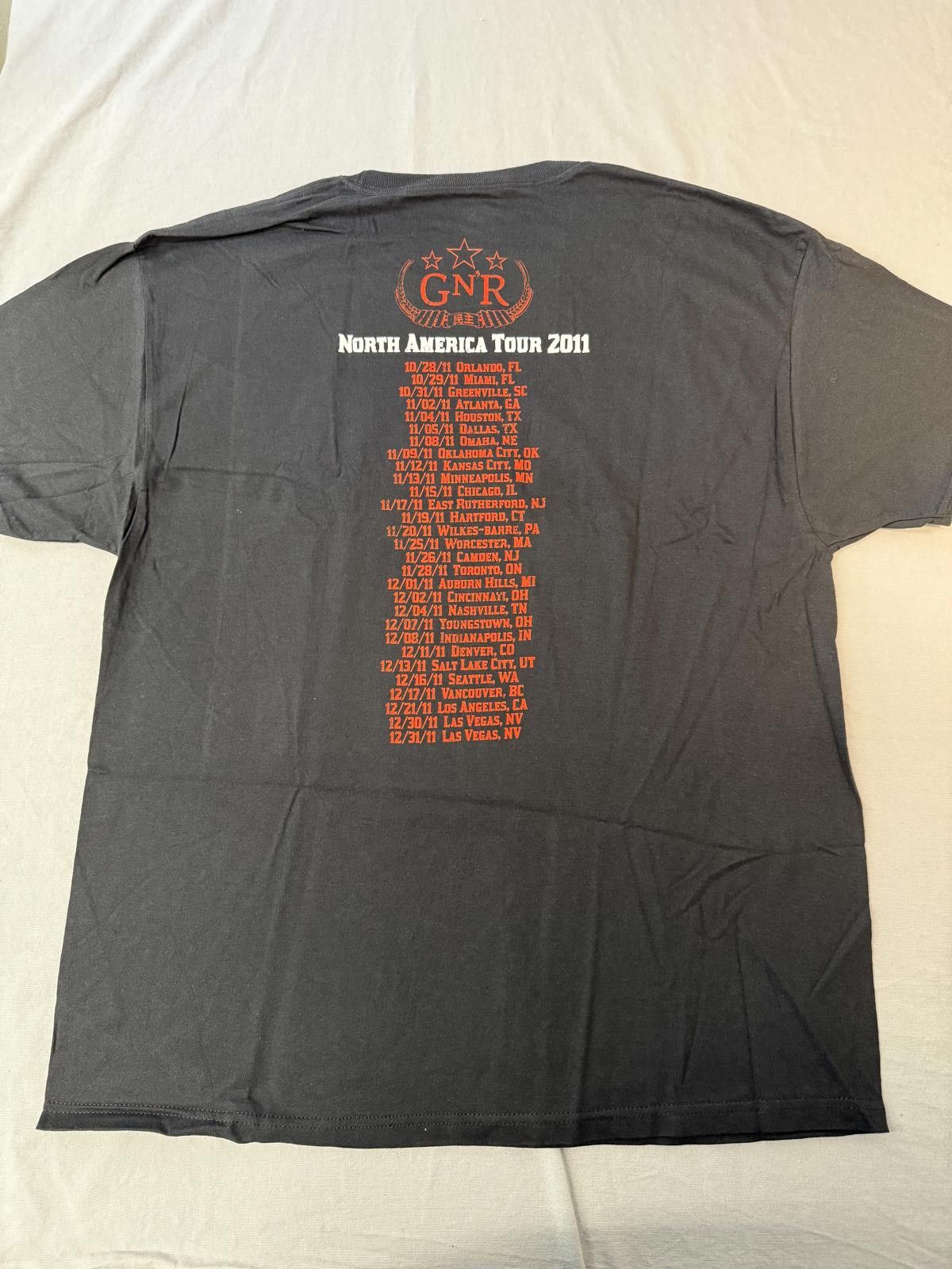 Designer Guns n Roses T-shirt 2011 Appetite for Democracy Tour- XL Size US M / EU 48-50 / 2 - 7 Thumbnail