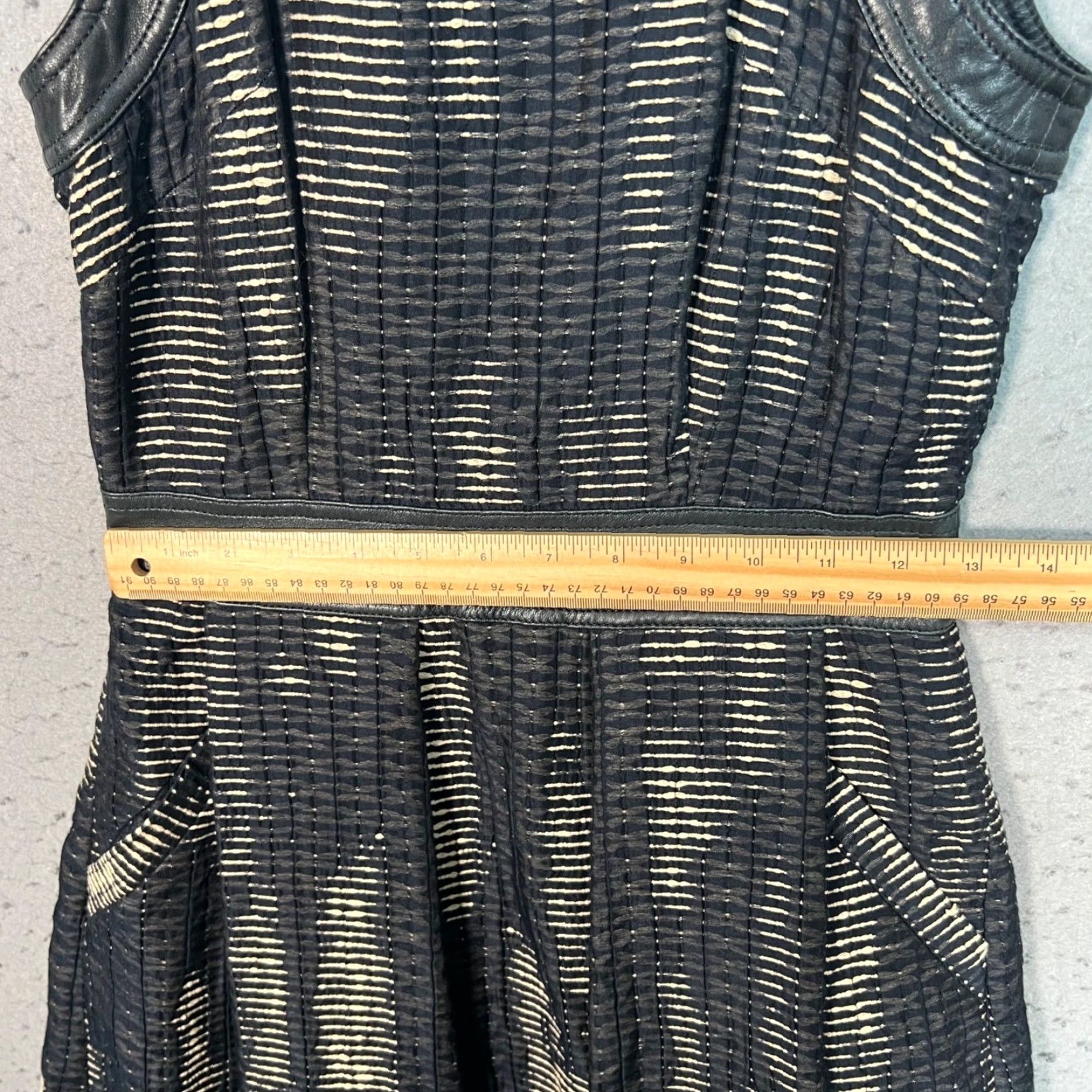 Vintage VINTAGE Rachel Roy Fit & Flare Dress Womens Size 0 Black Textured Sleeveless Knee Length Size XS / US 0-2 / IT 36-38 - 7 Thumbnail