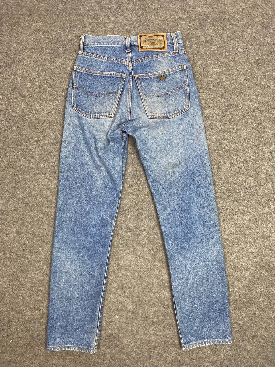 Armani vintage armani jeans made in italy nice design Size US 28 / EU 44 - 2 Thumbnail