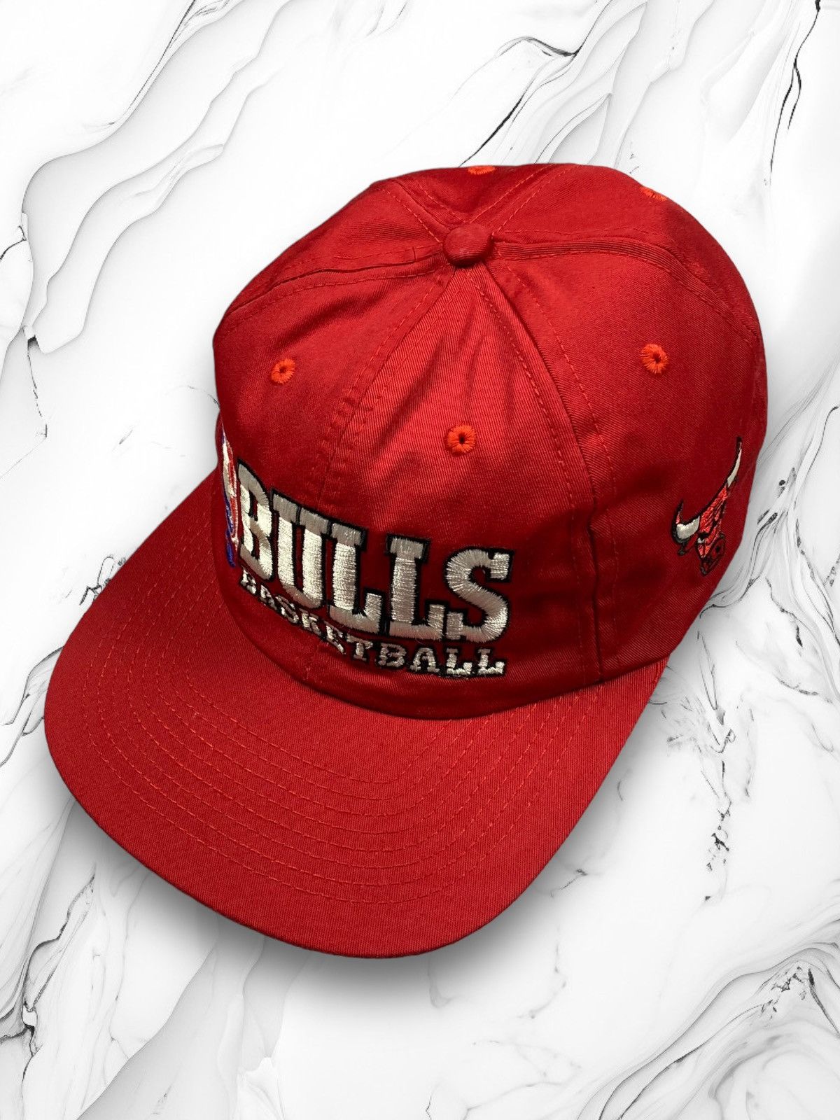 Champion × NBA × Vintage Rare Vintage Champion Chicago Bulls Basketball Cap Hat Size ONE SIZE - 1 Thumbnail